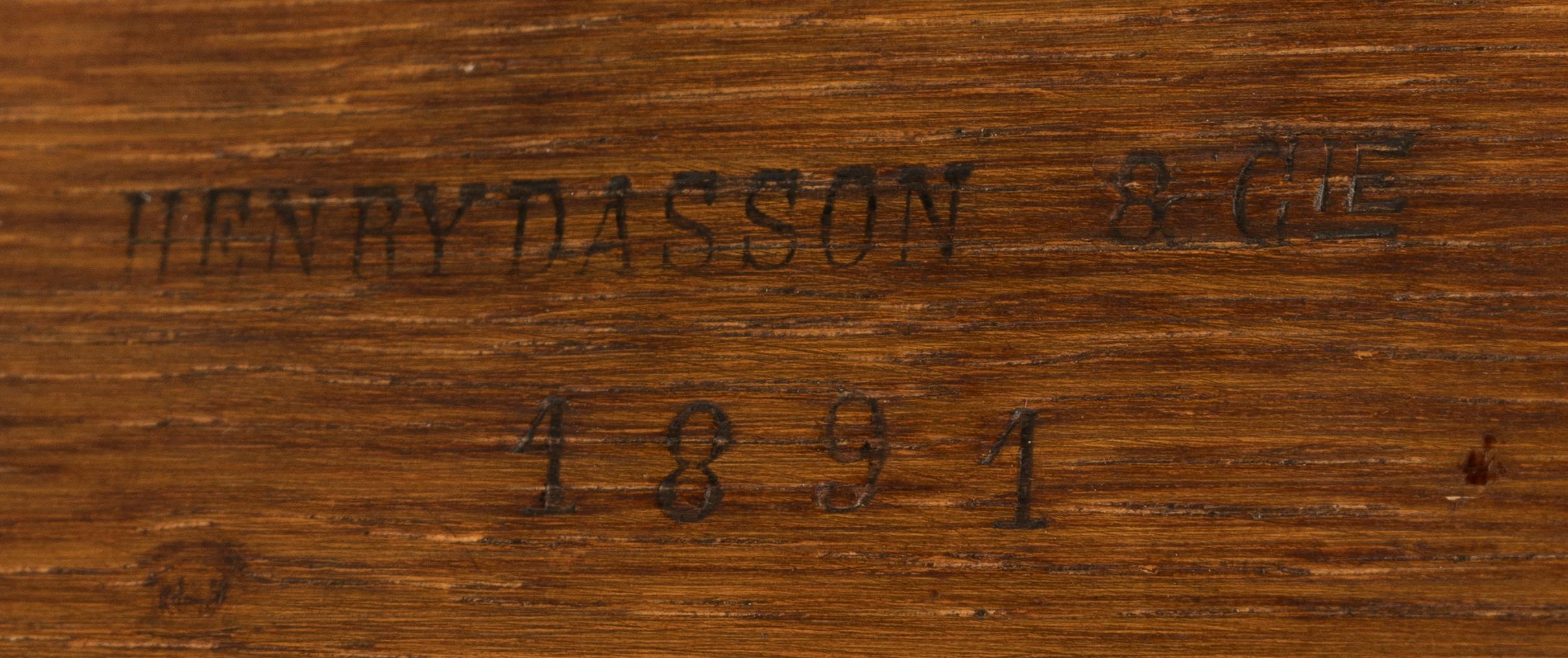 Table en laque du 19ème siècle de style Louis XVI par Henry Dasson en vente 3
