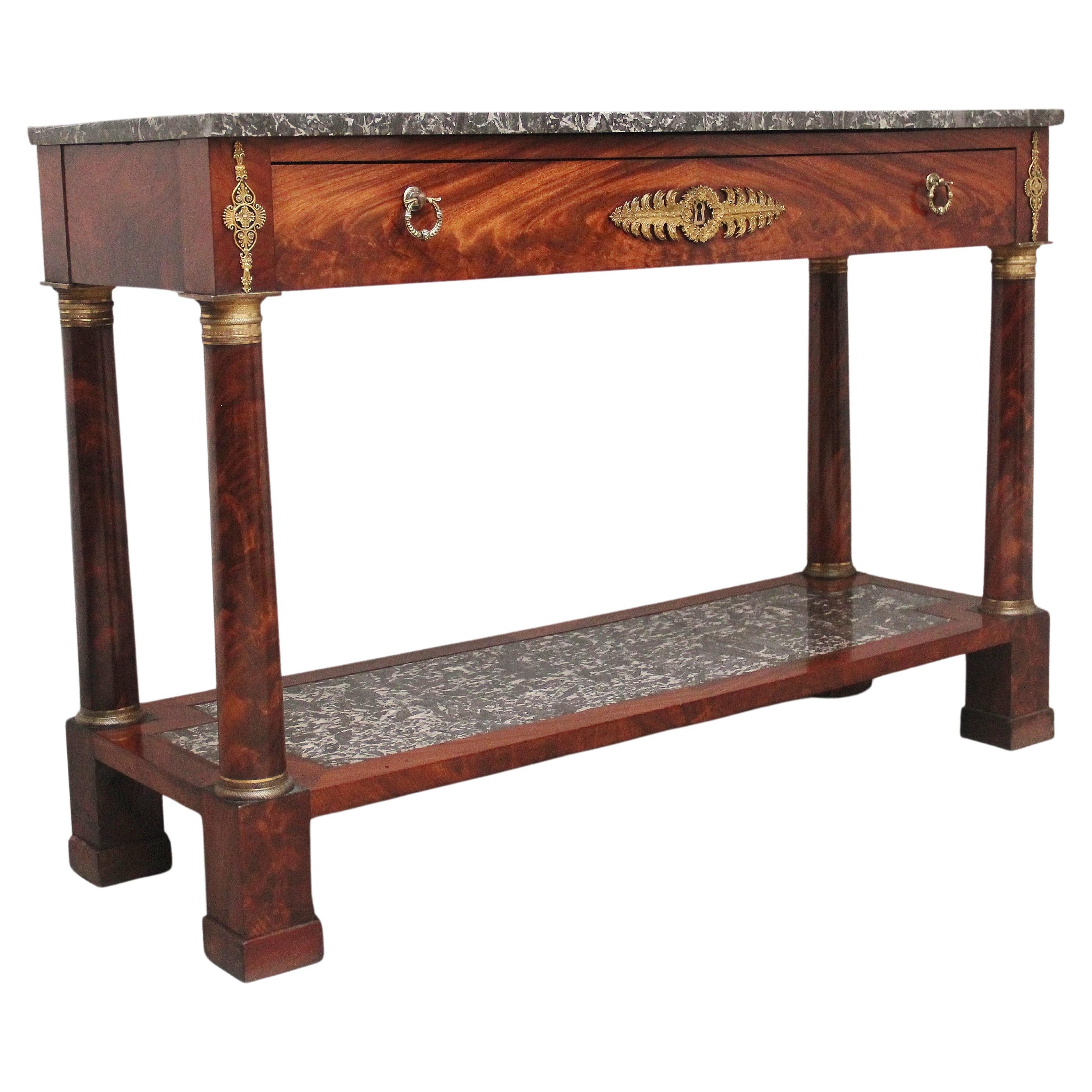Consolle in mogano con piano in marmo del XIX secolo