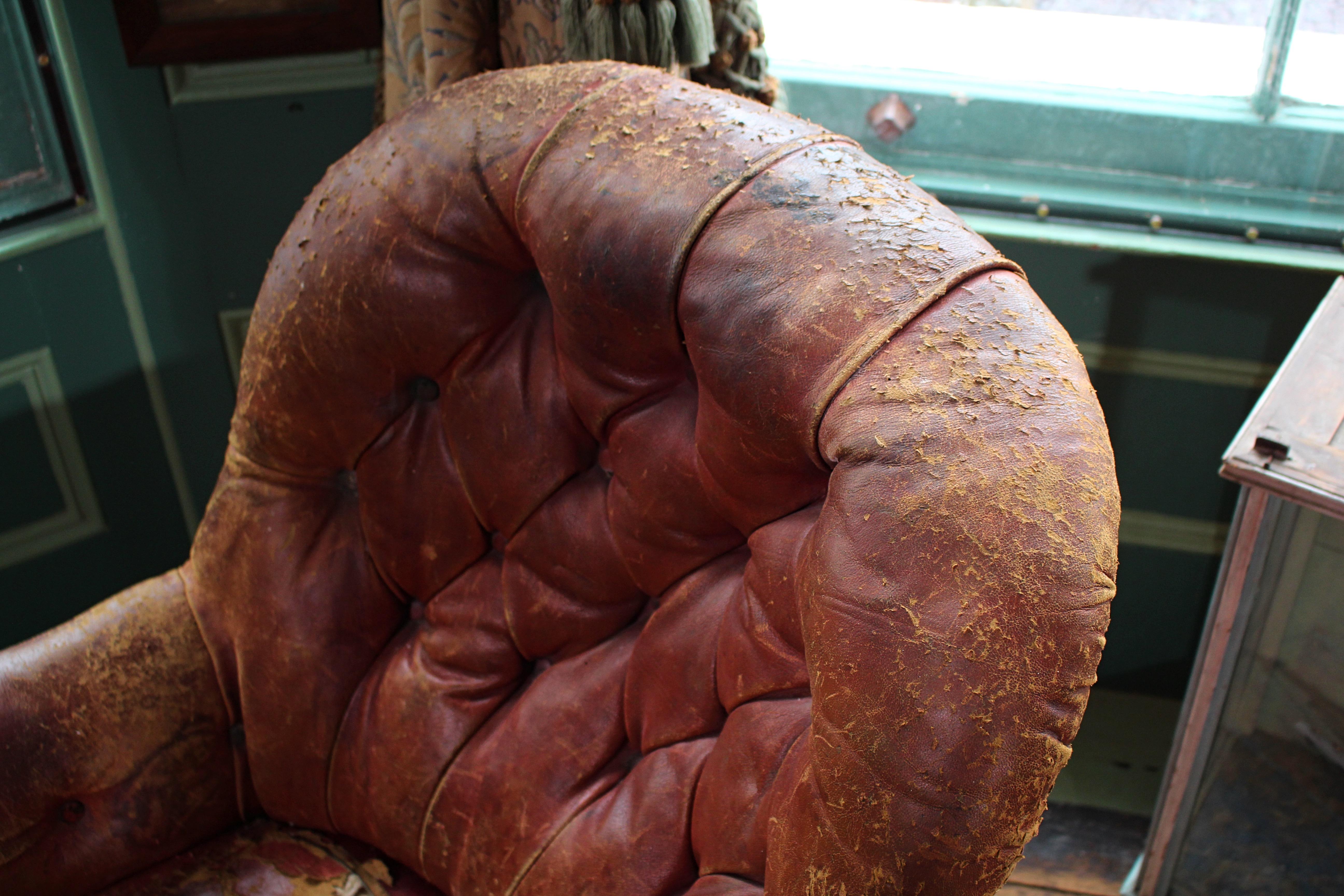 19th Century Maroon Leather Tub Chair Armchair Country House 5
