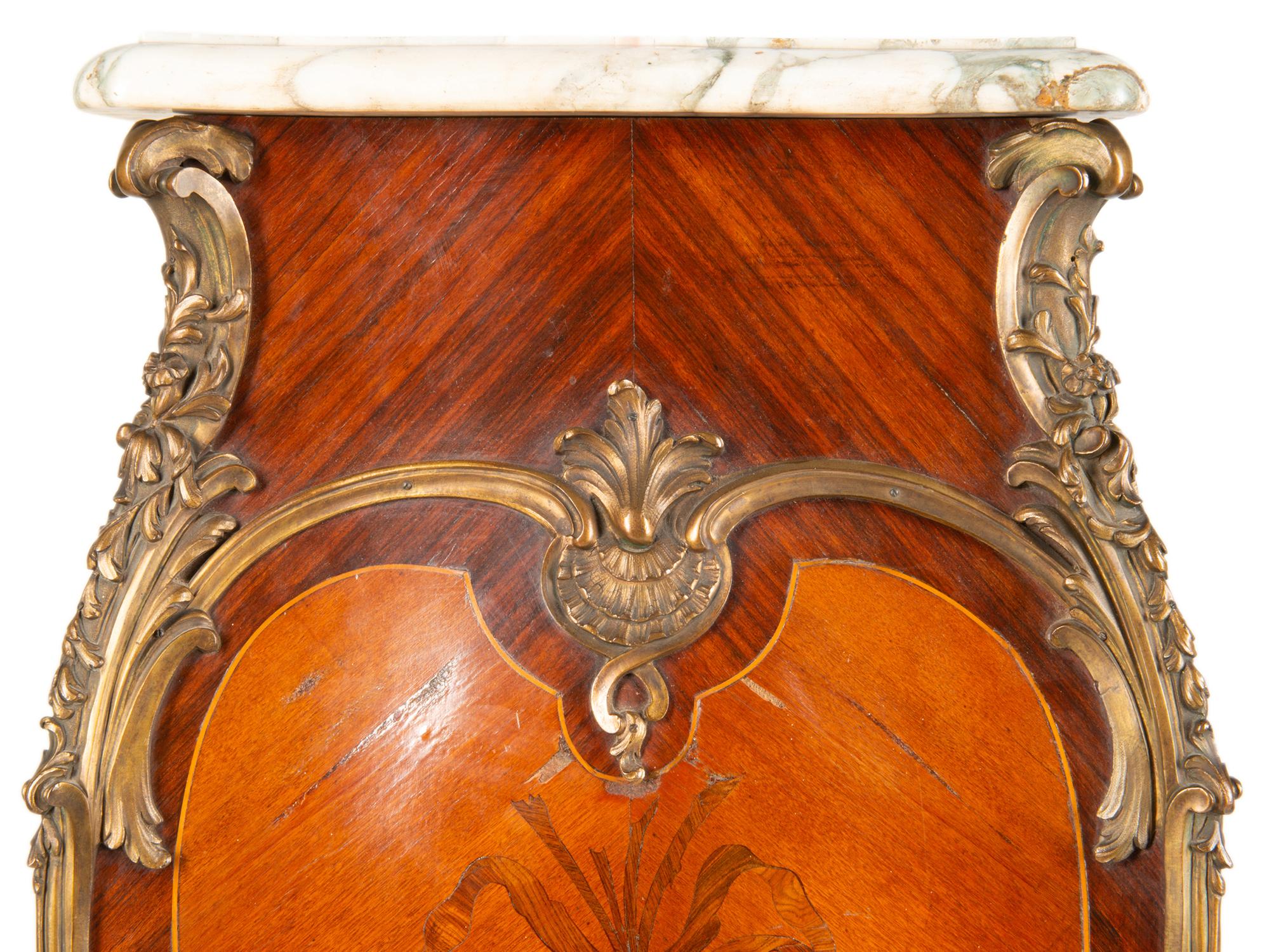 19th Century Marquetry Inlaid Pedestal, in the Style of 'Linke' For Sale 2