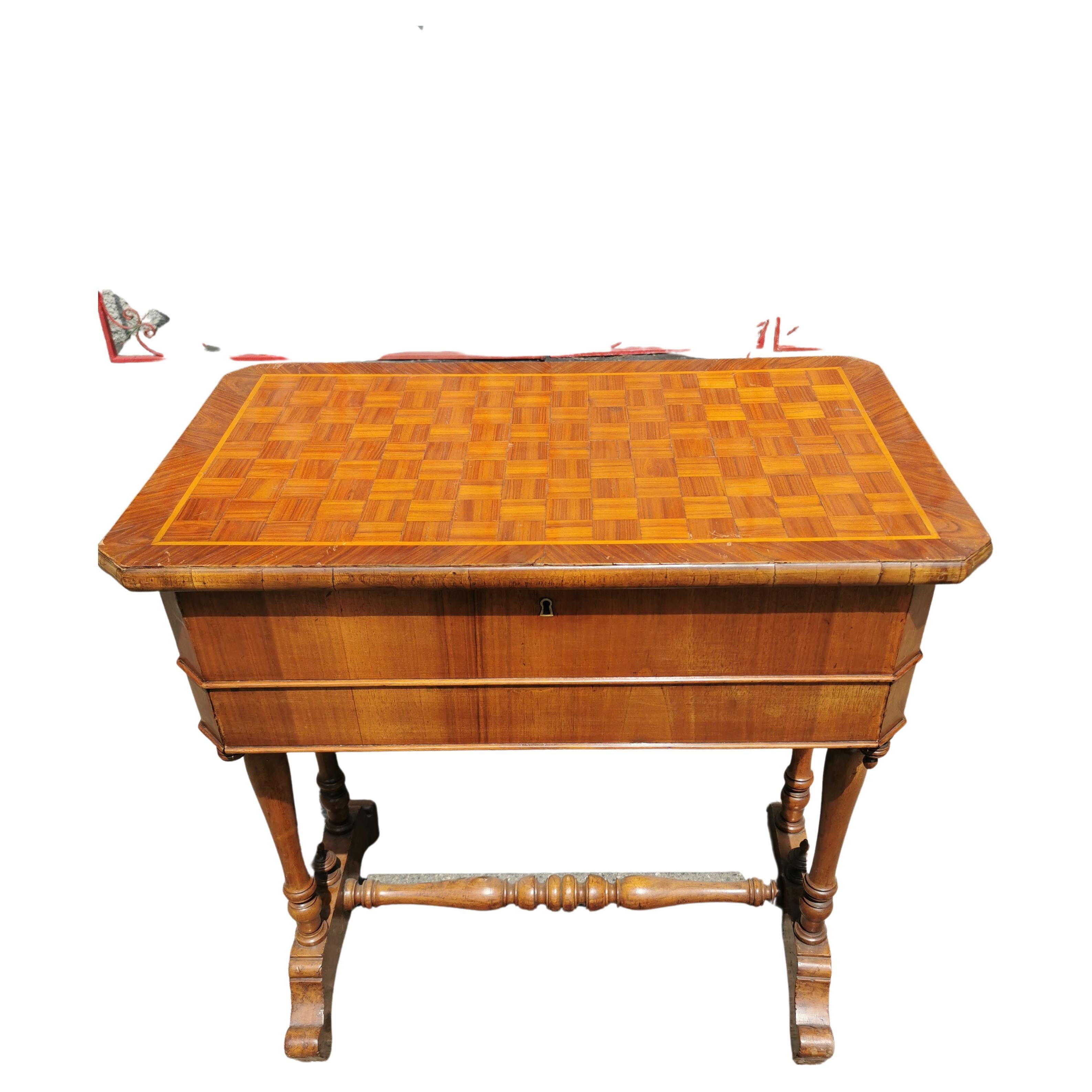 19th Century Marquetry Side Table in Rosewood 