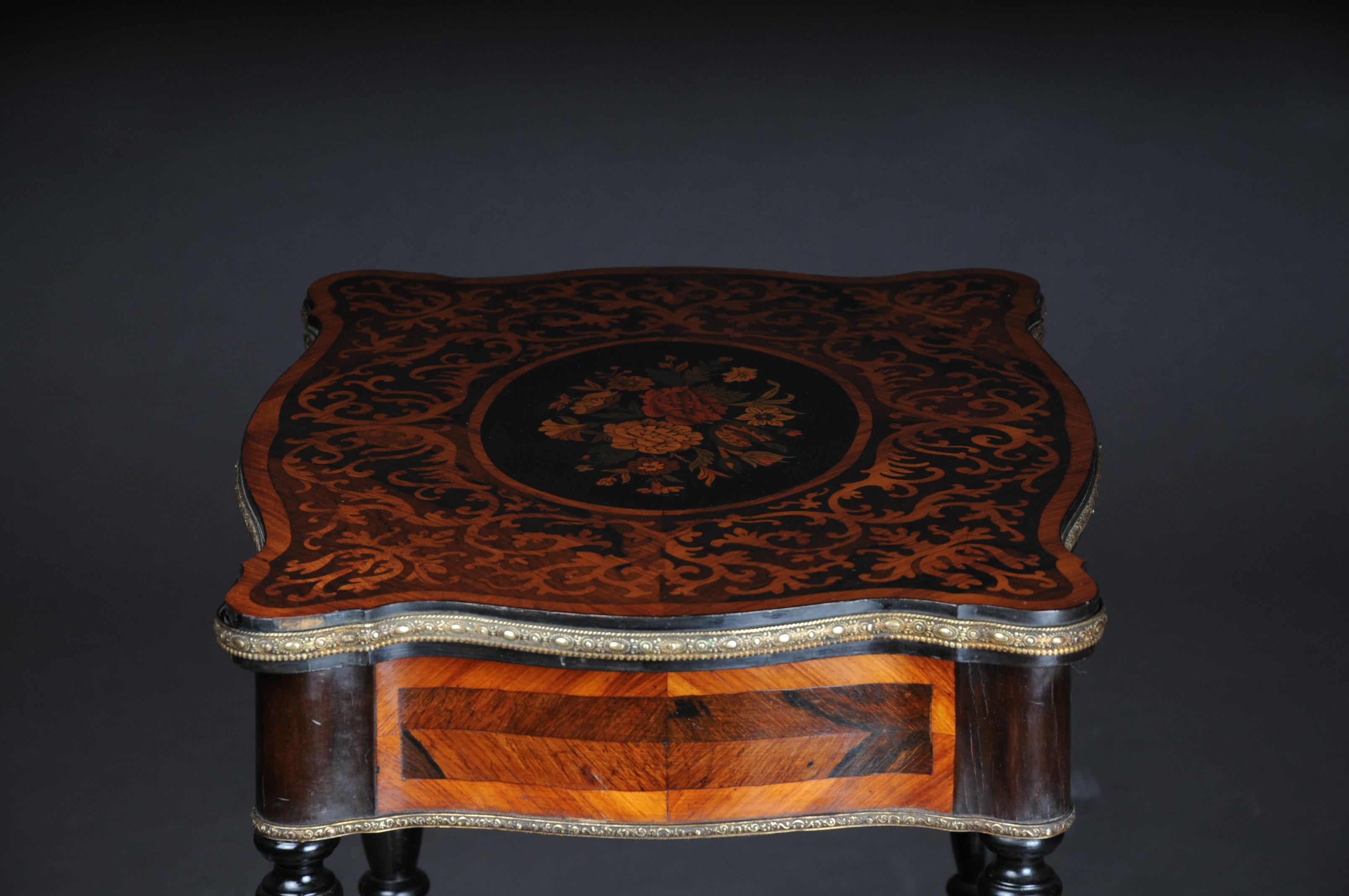 19th Century Marquetry Side Table with Jewelry Box, circa 1870 In Good Condition In Berlin, DE