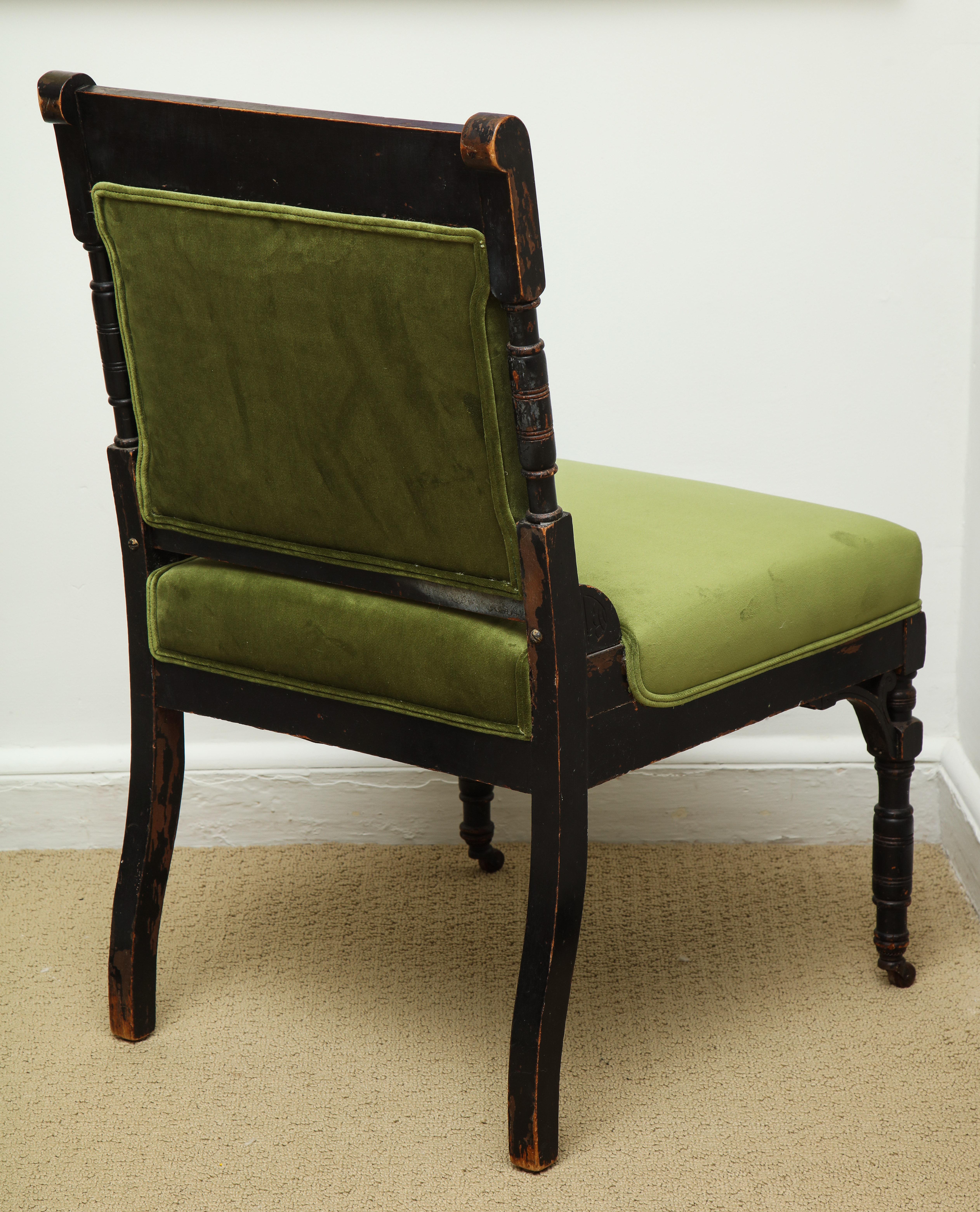 19th Century Medieval Green Velvet Chair For Sale 6