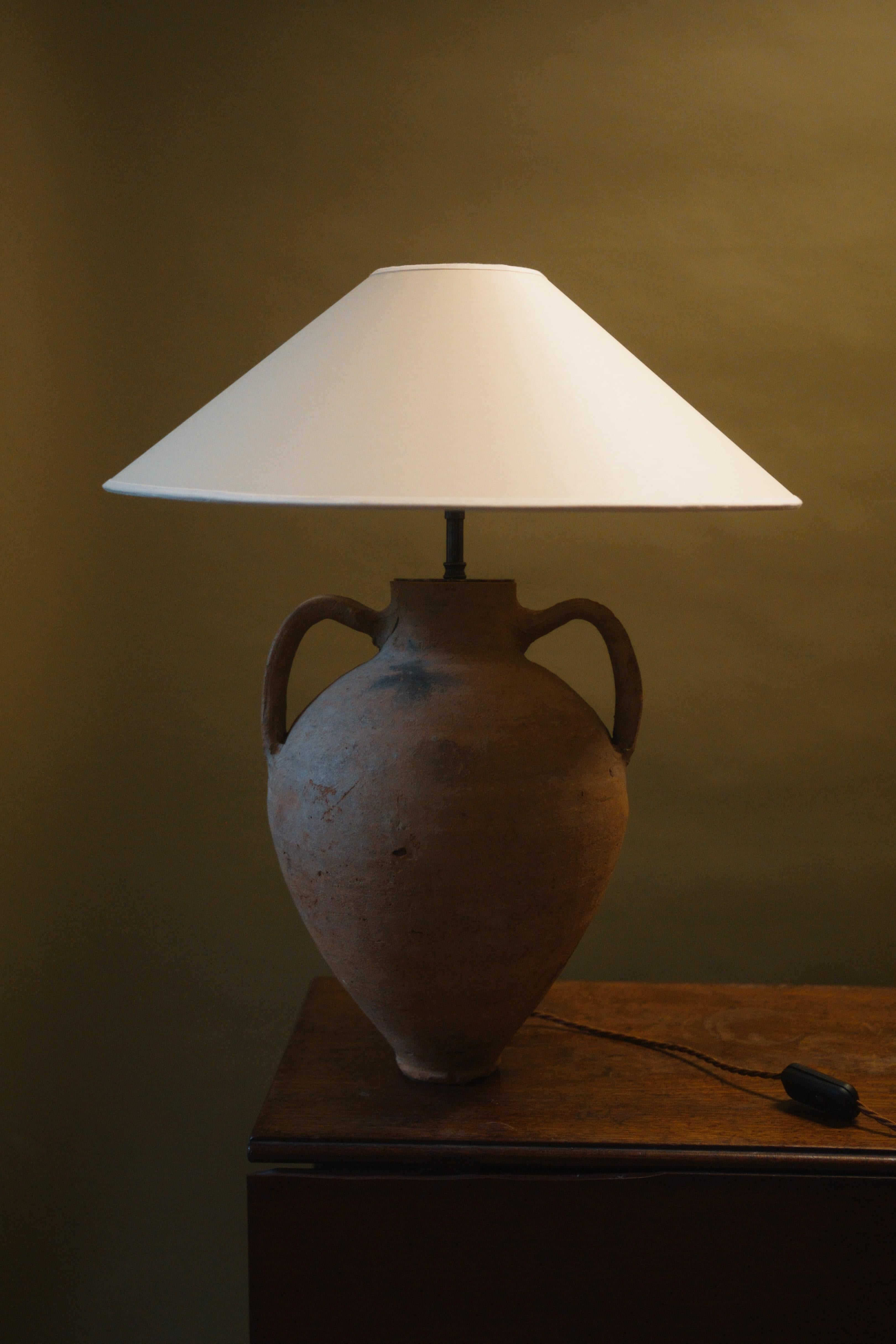 Hand-Carved 20th Century Mediterranean Amphora Clay Pot Lamp – Vintage Handcrafted Lighting