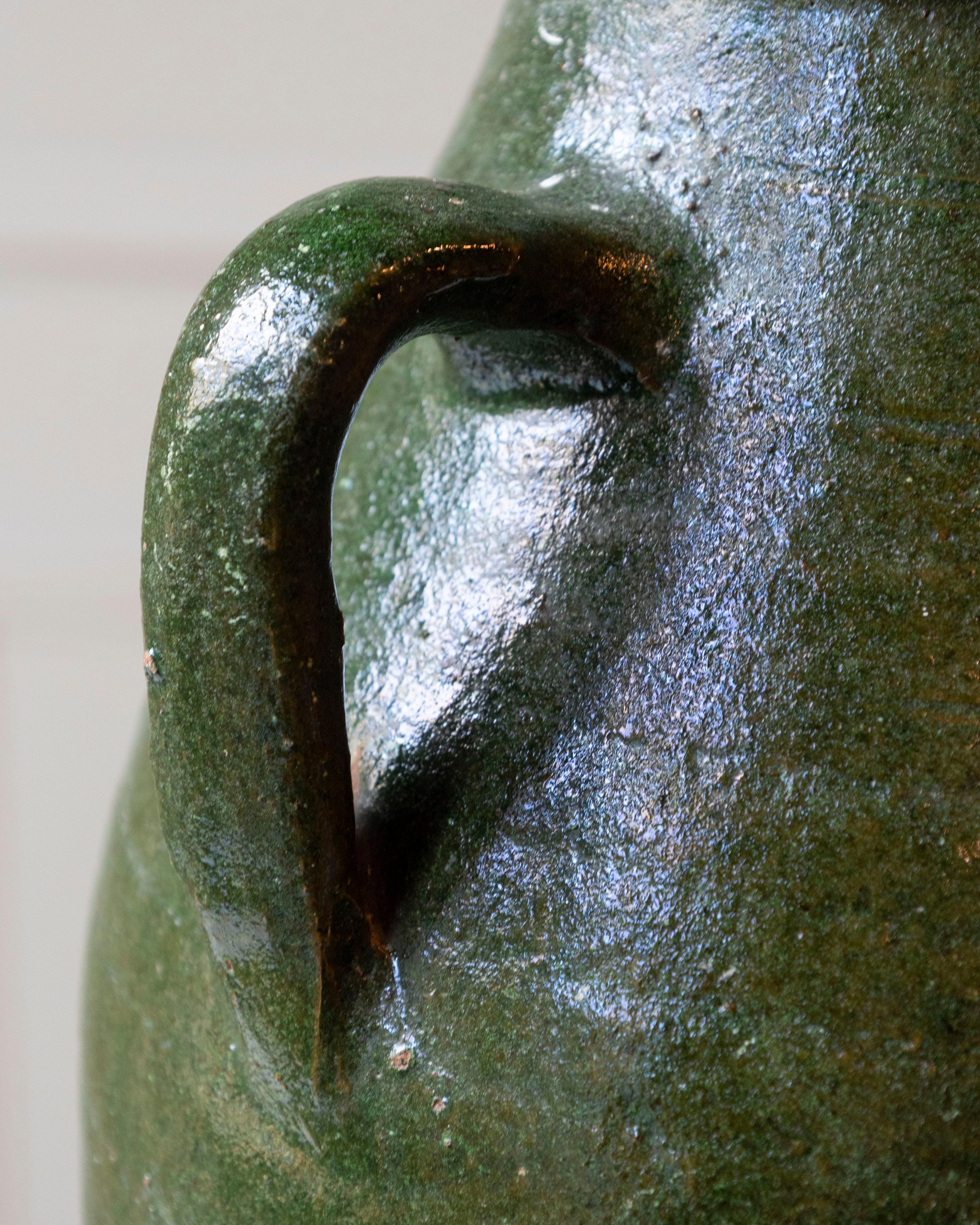 19th Century Mediterranean Olive Green Terracotta Jar with Double Handles For Sale 2