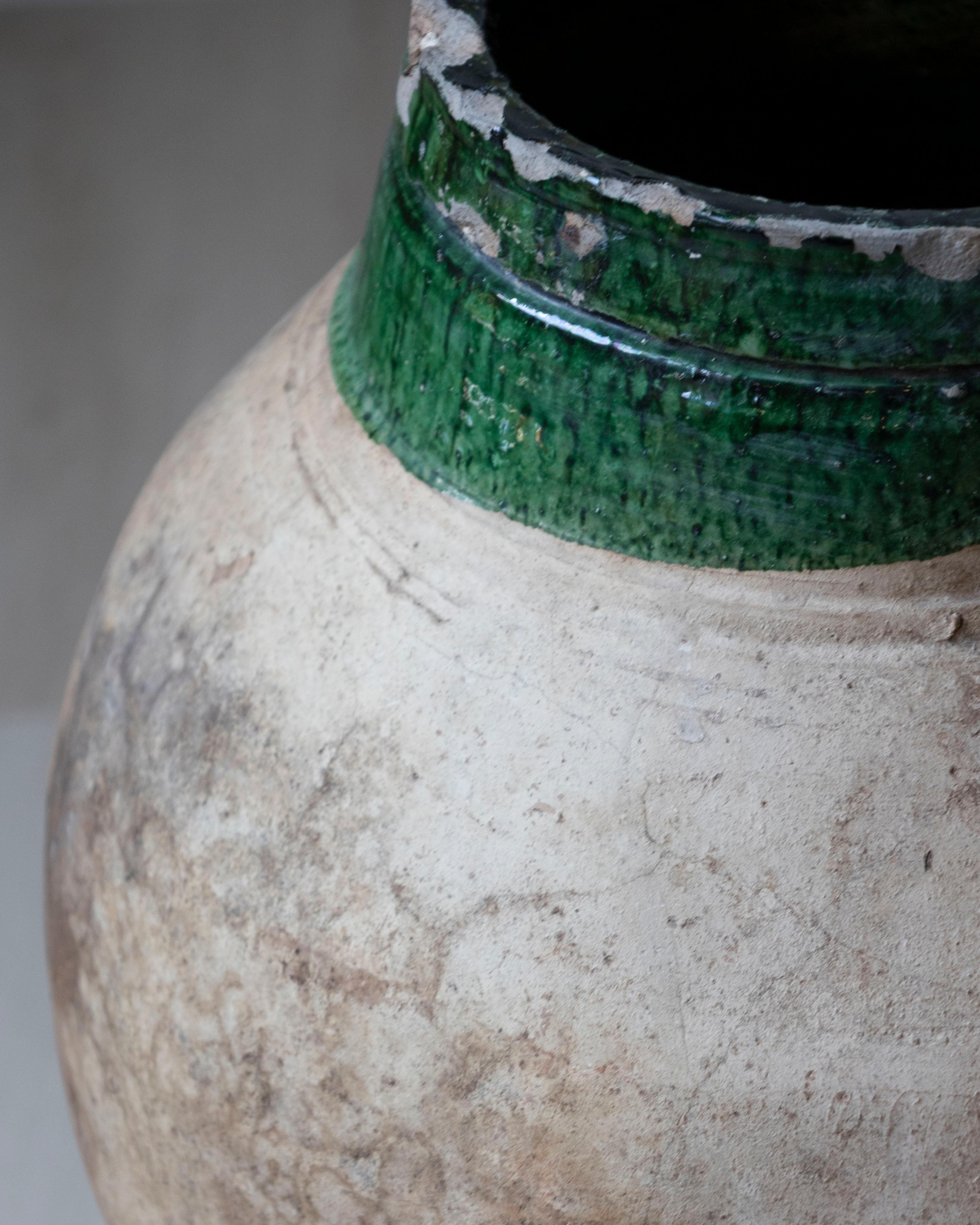 19th Century Mediterranean Terracotta Jar with Green Glazed Rim and Handles For Sale 8