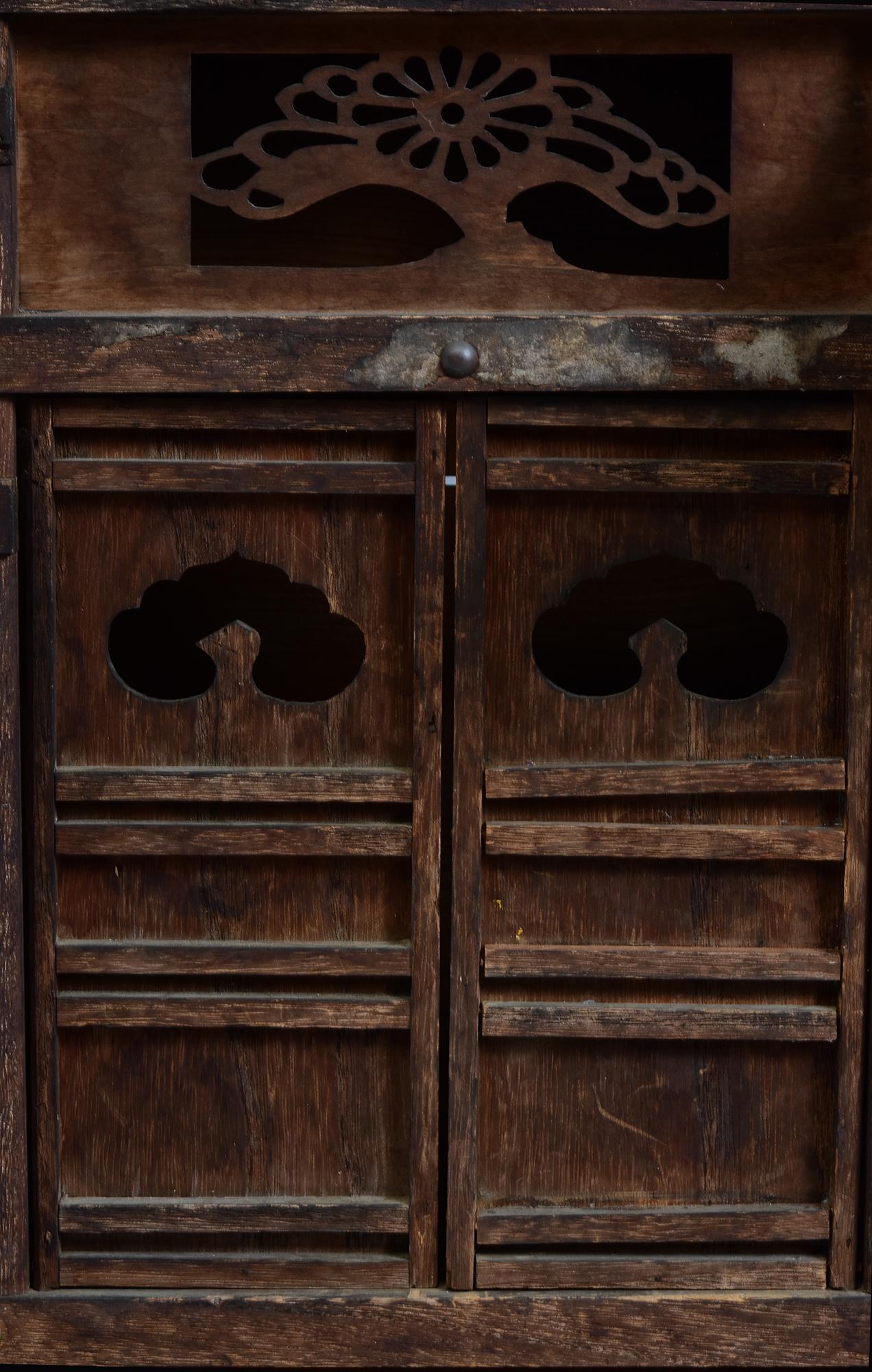 XIXe siècle 19e siècle, Meiji, Ancien sanctuaire japonais en bois en vente