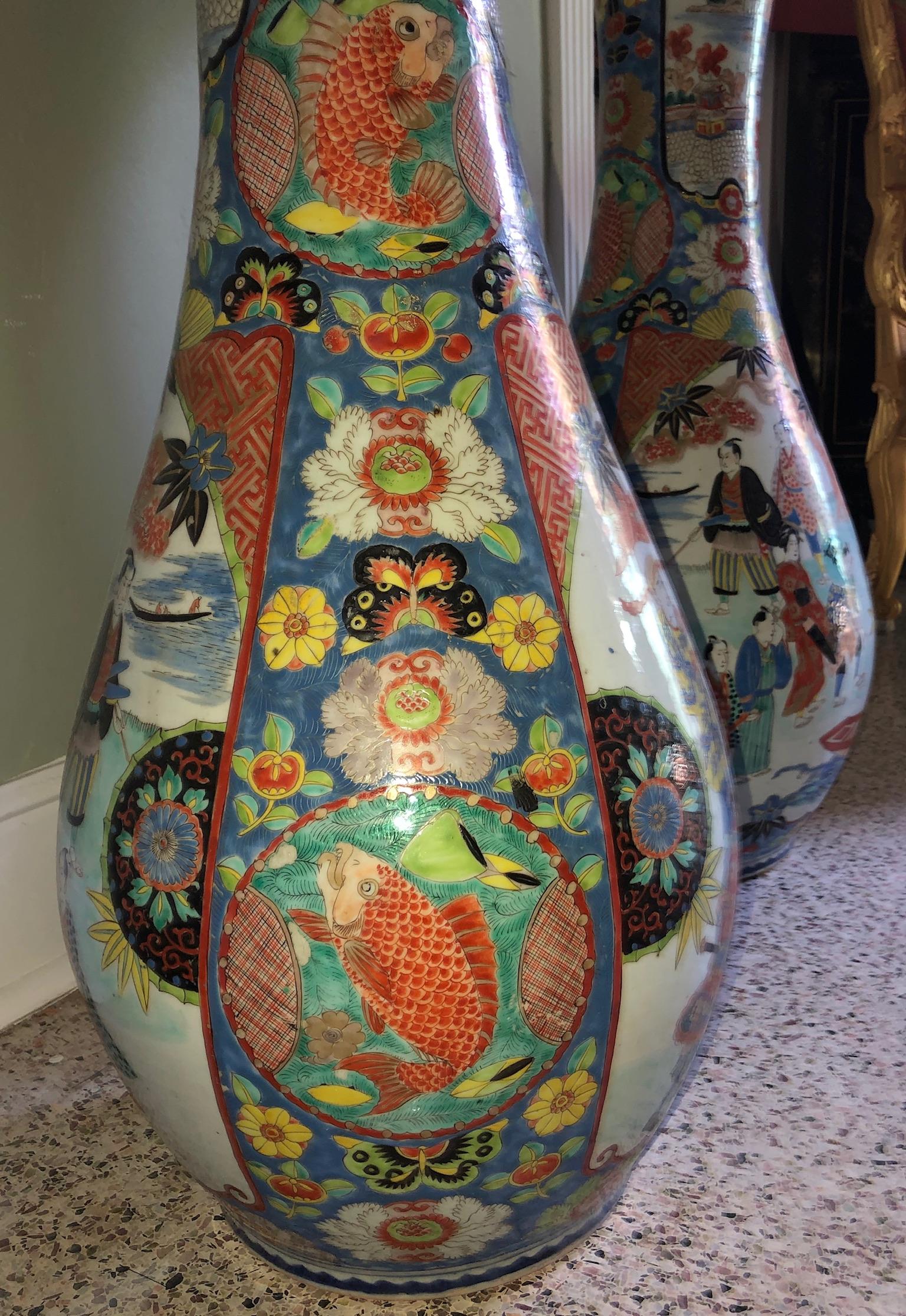19th Century Meiji Imari Palace Vases a Pair For Sale 4