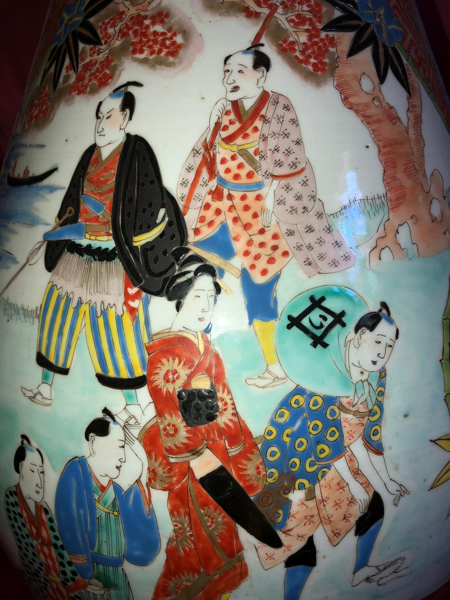 19th Century Meiji Imari Palace Vases a Pair For Sale 2