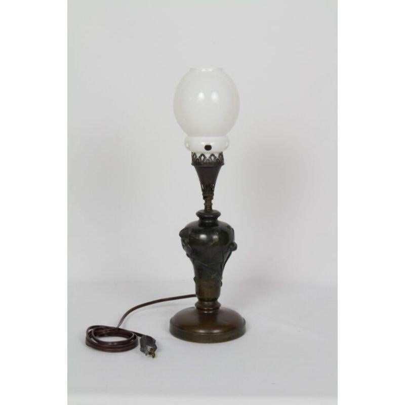 Lampe de table à gaz japonaise Meiji du 19ème siècle en bronze en vente 1