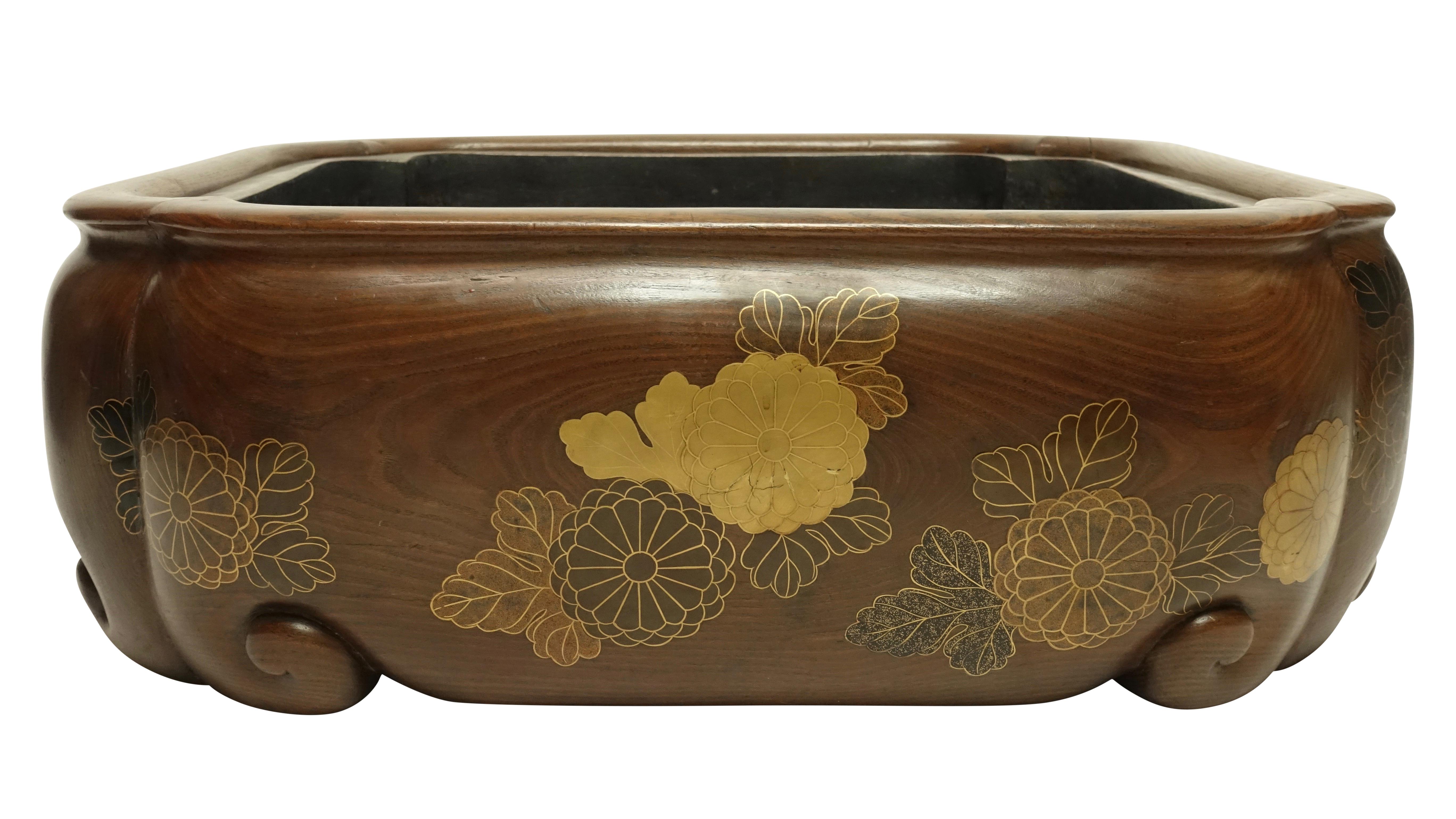 Lacquered 19th Century Meiji Japanese Hibachi