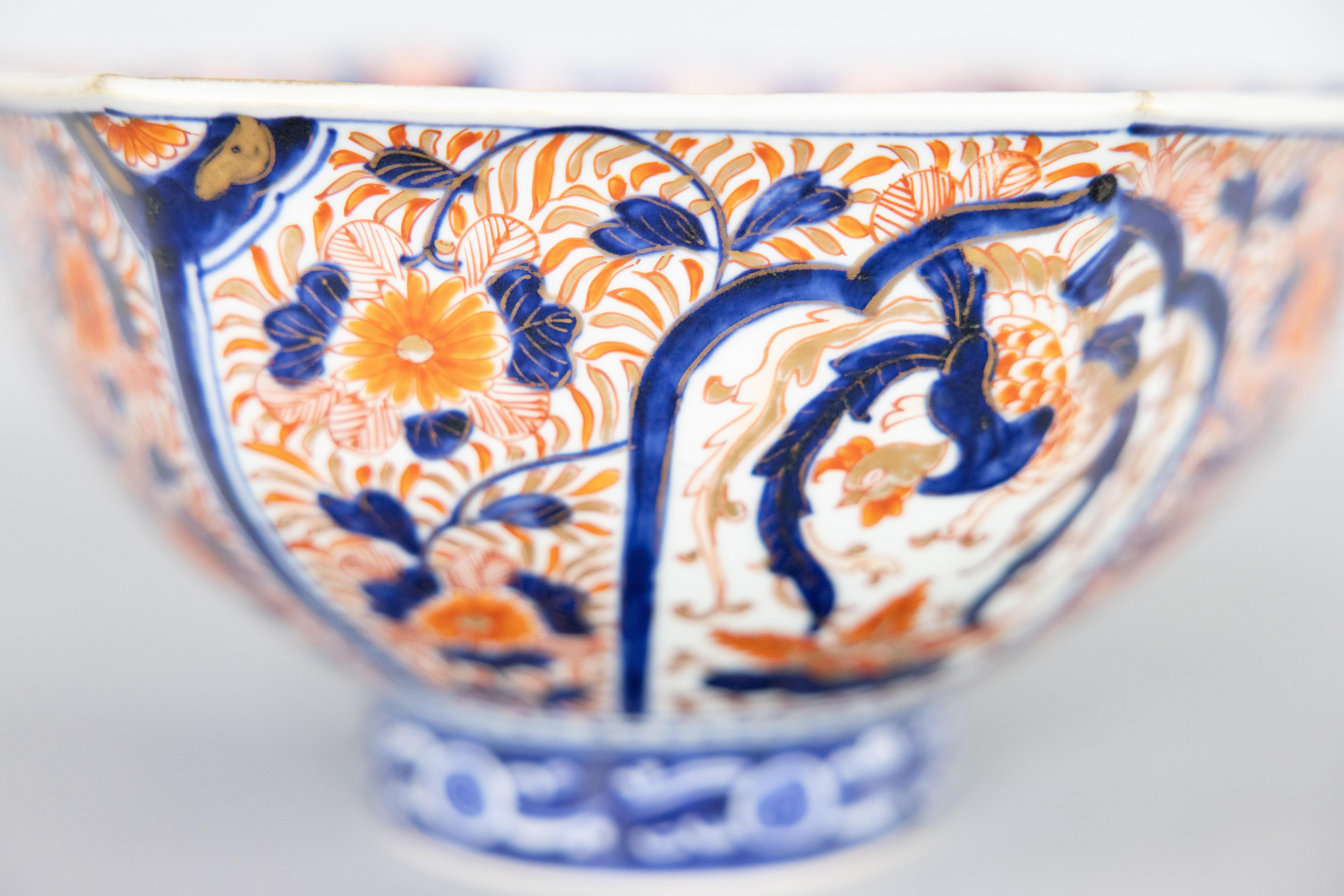 19th Century Meiji Period Japanese Imari Hexagonal Punch Bowl Centerpiece 2
