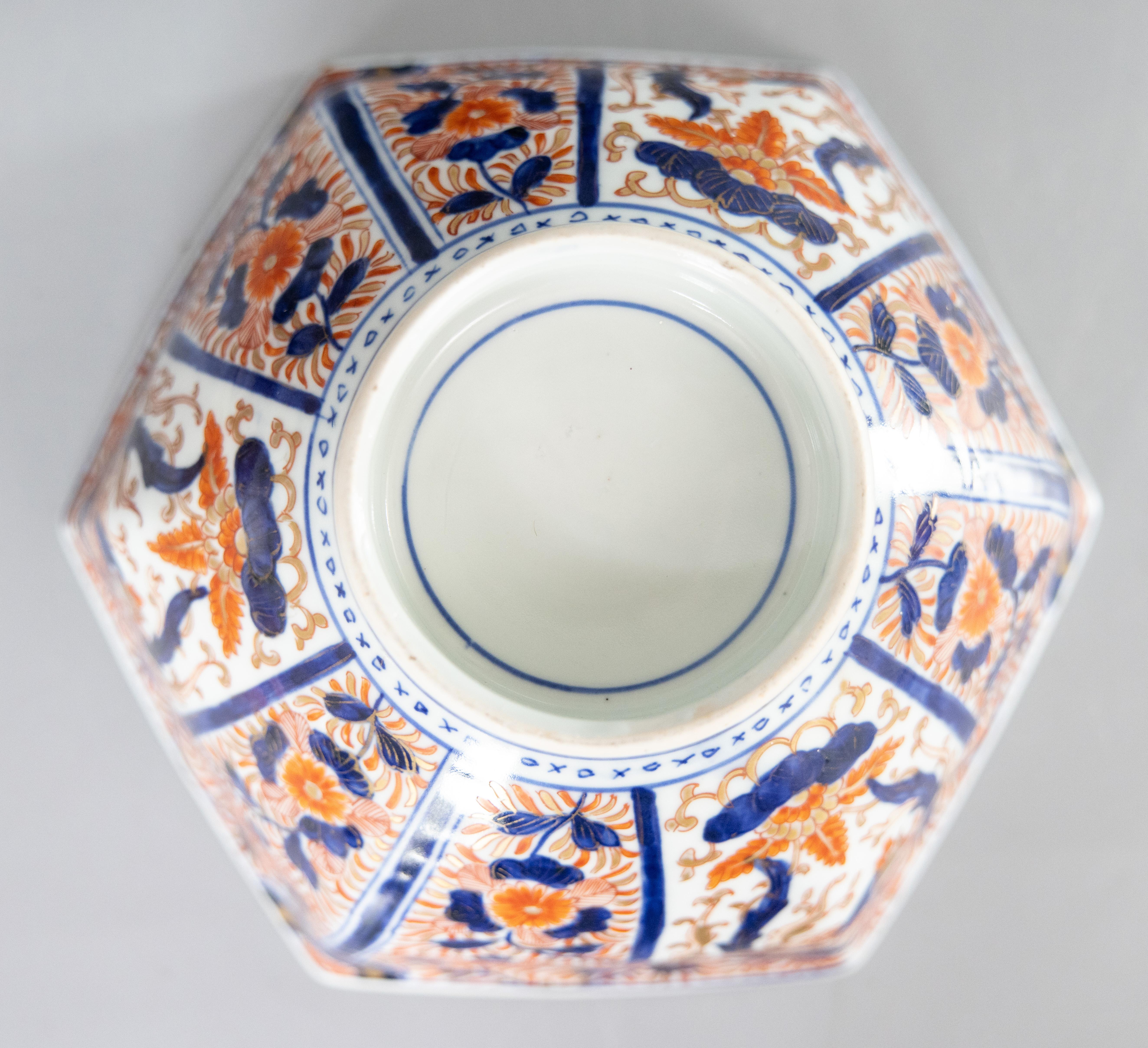 19th Century Meiji Period Japanese Imari Hexagonal Punch Bowl Centerpiece 4