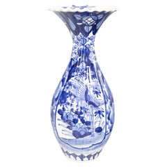 Antique 19th Century Meiji Period Japanese Imari Ribbed Blue & White Porcelain Vase