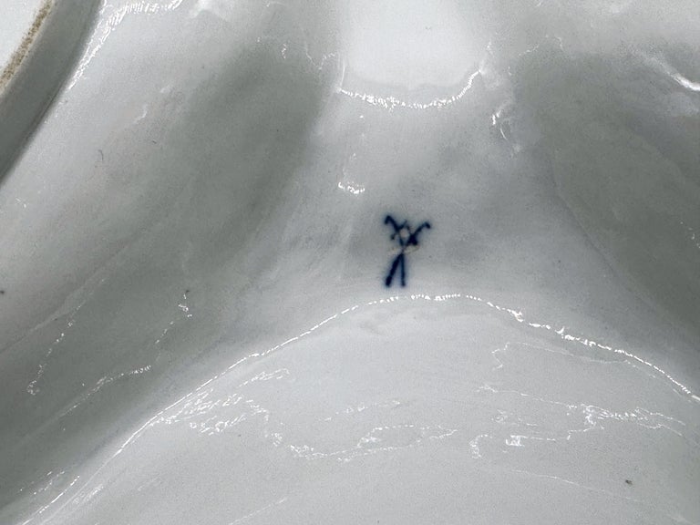 19th Century Meissen Blue Onion, Handled Three Section Shell Dish