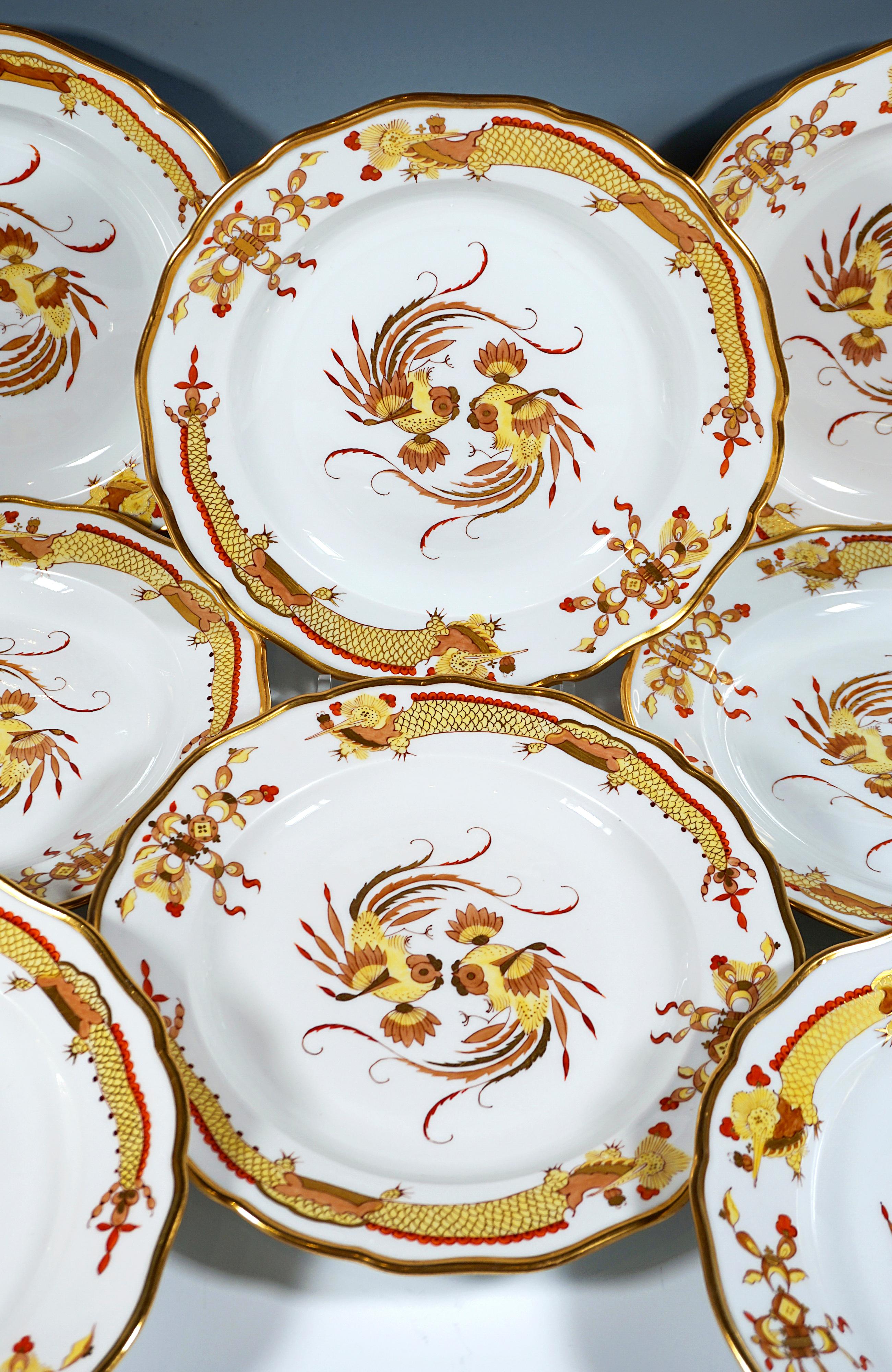19th Century Meissen Dinner Set For 8 Persons Rich Dragon Yellow With Red & Gold 3