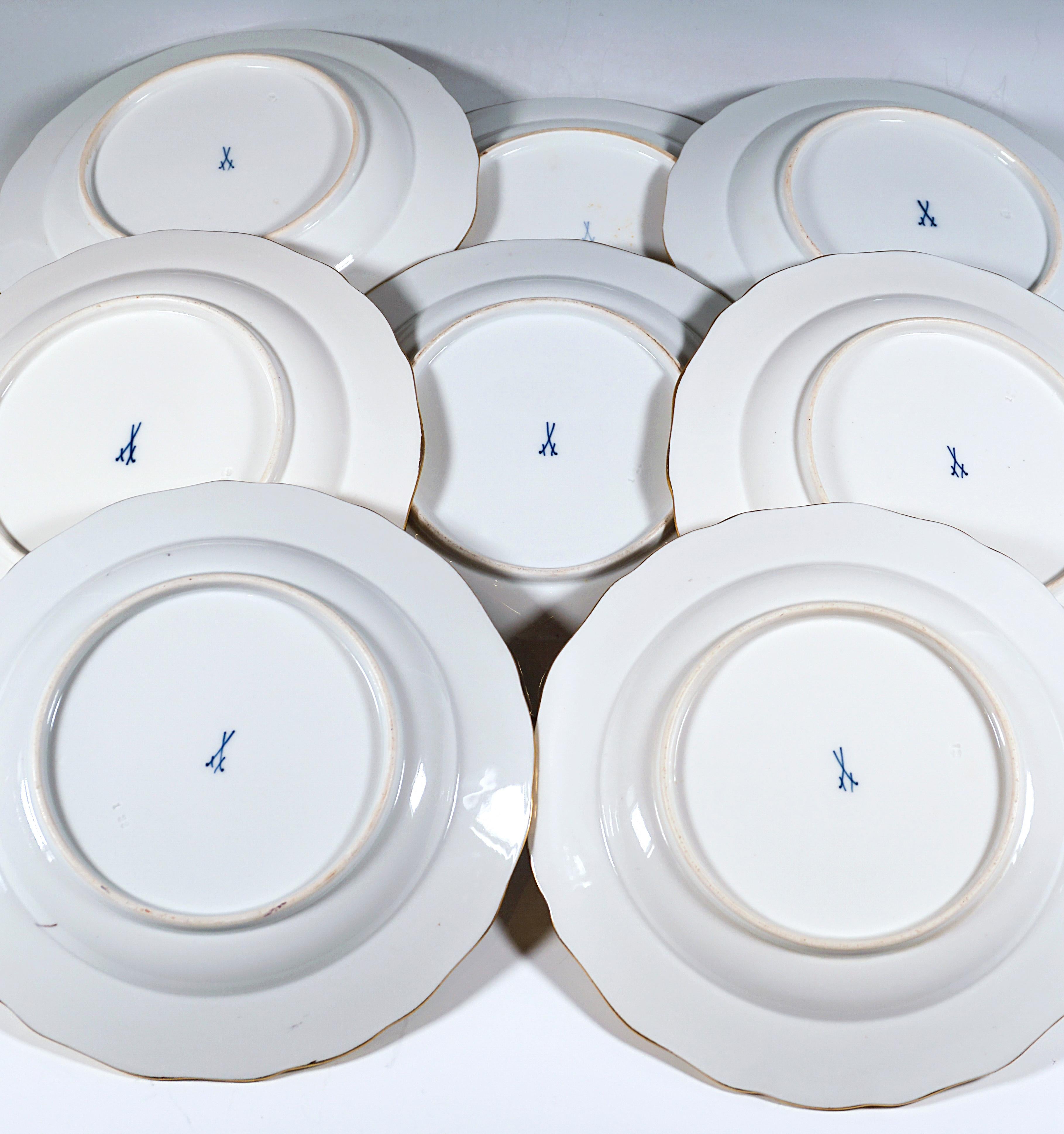 19th Century Meissen Dinner Set For 8 Persons Rich Dragon Yellow With Red & Gold 4