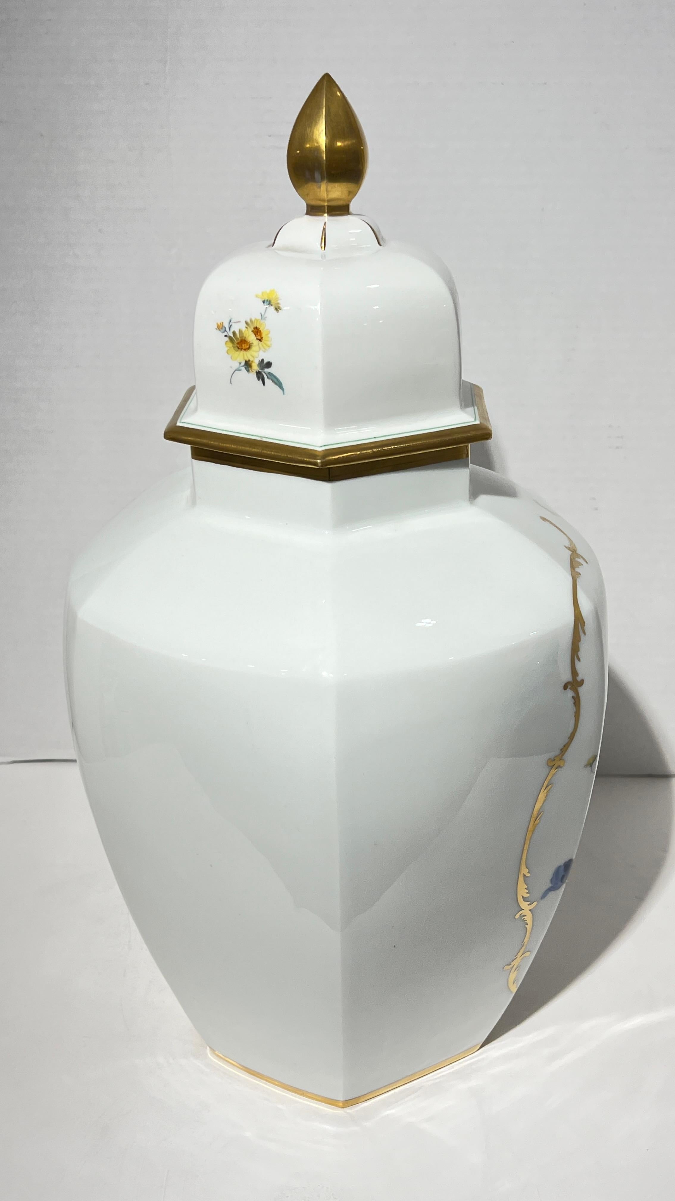 19th Century Meissen Floral Painted White Glazed Jar with Cover 4