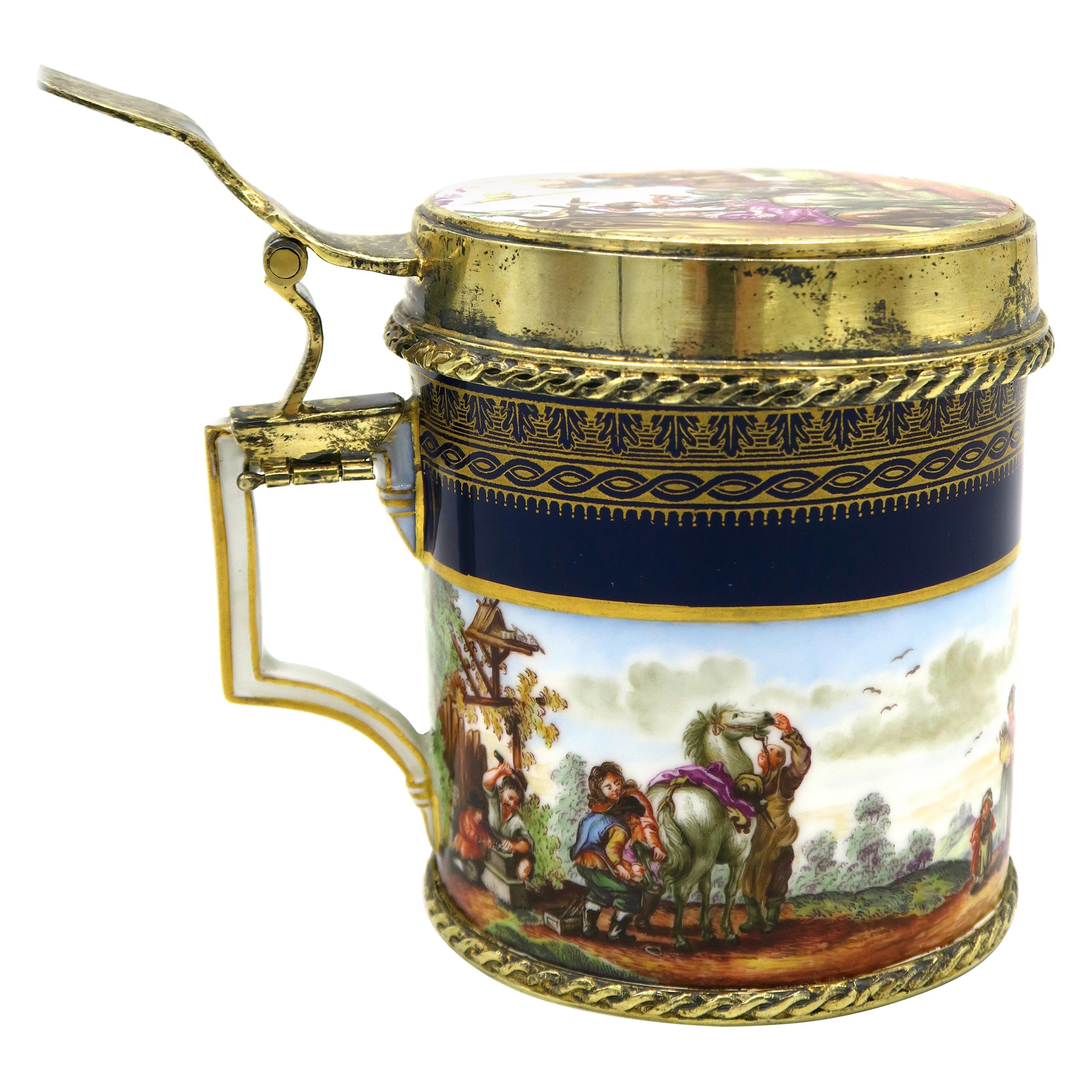 Tasse pour femmes de Meissen du 19ème siècle avec une belle peinture de scène en vente