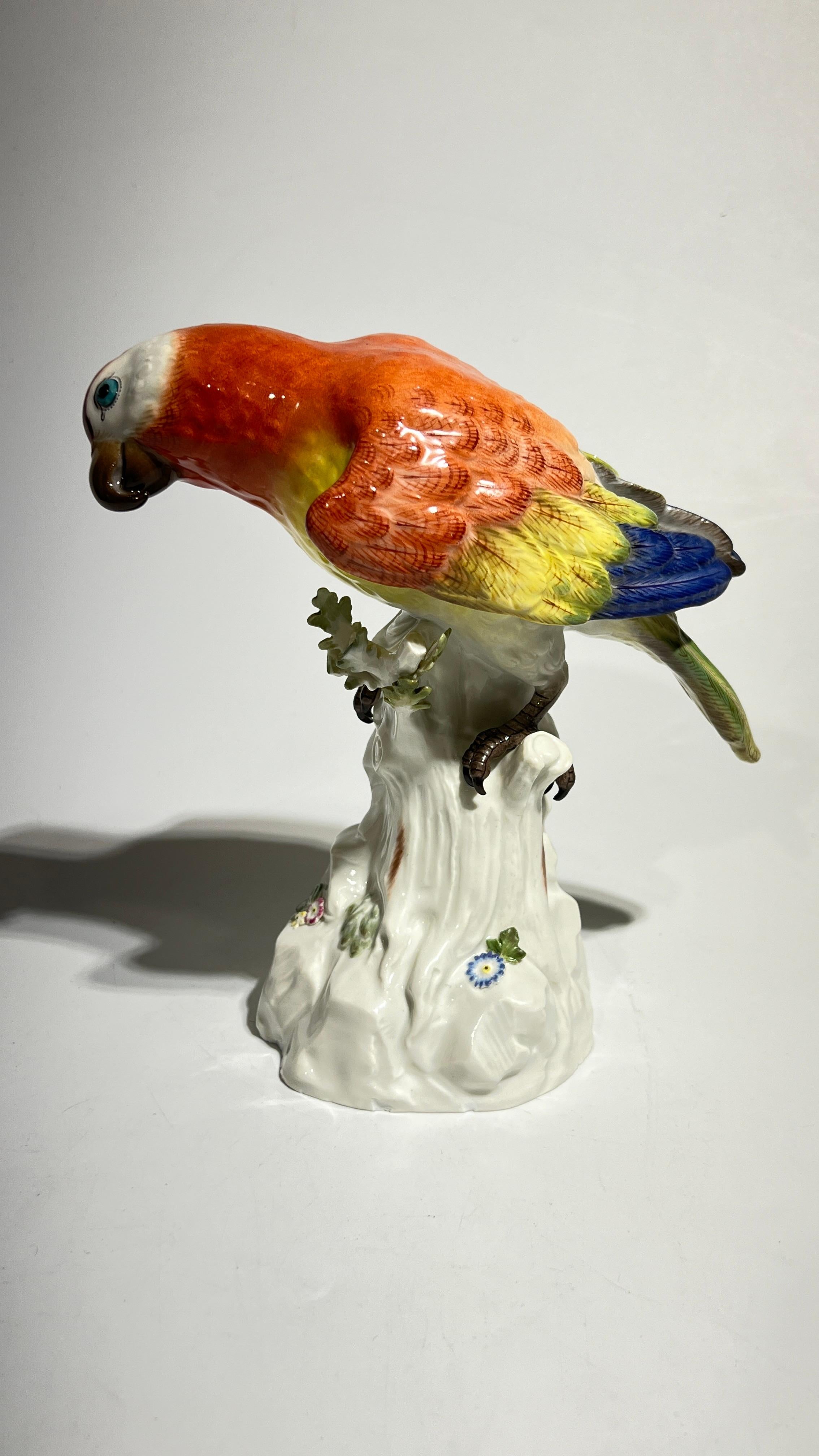 19th Century Meissen Parrot Figurine In Good Condition For Sale In New York, NY