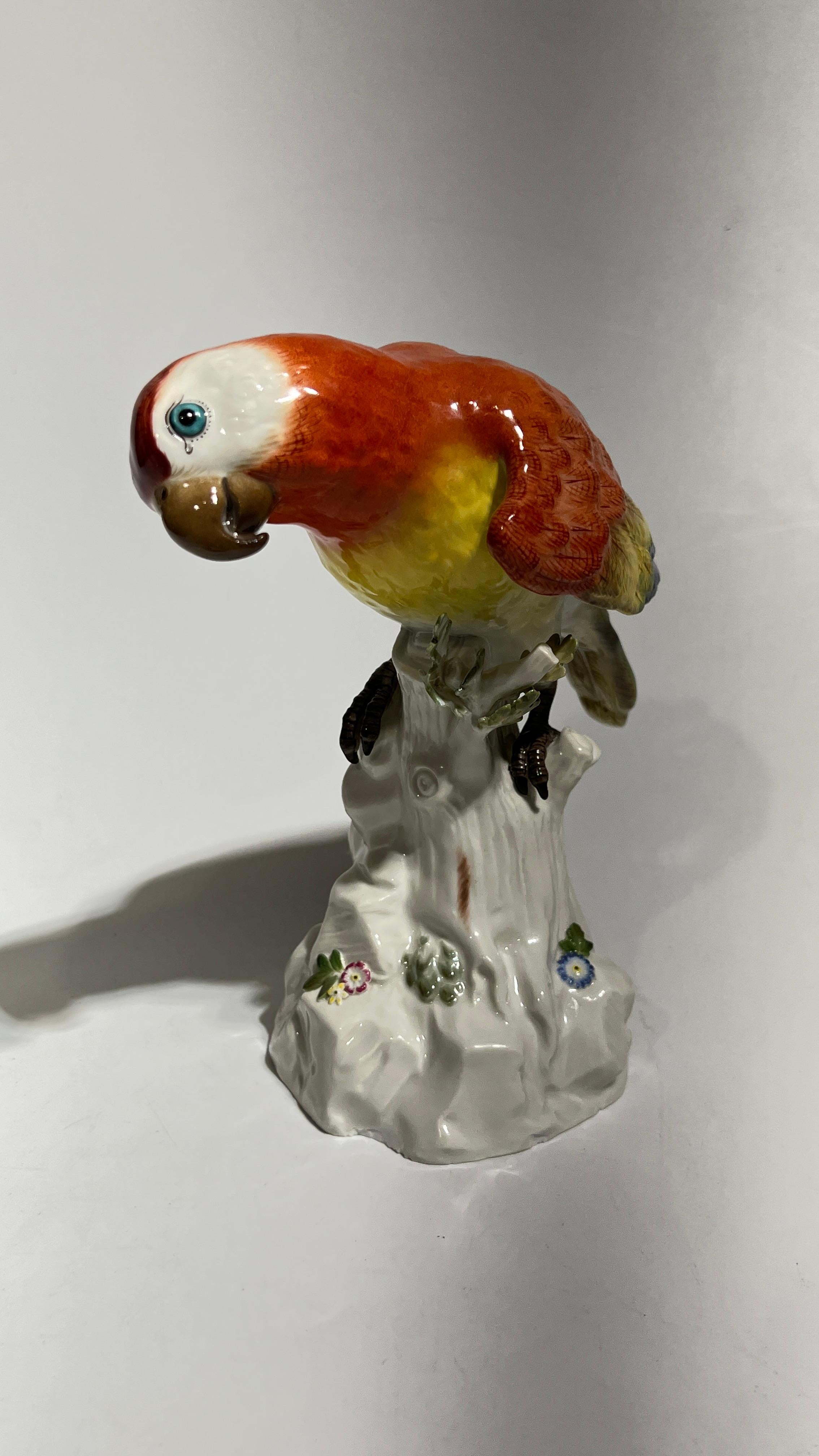 XIXe siècle Figurine de perroquet de Meissen du 19ème siècle en vente