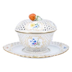 19th Century Meissen Porcelain Covered Bowl with Strawberry Finial