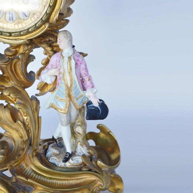 19. Jahrhundert Meissen Porcelain & vergoldete Bronze Uhr von Japy Frères Grand Med im Zustand „Gut“ im Angebot in Los Angeles, CA