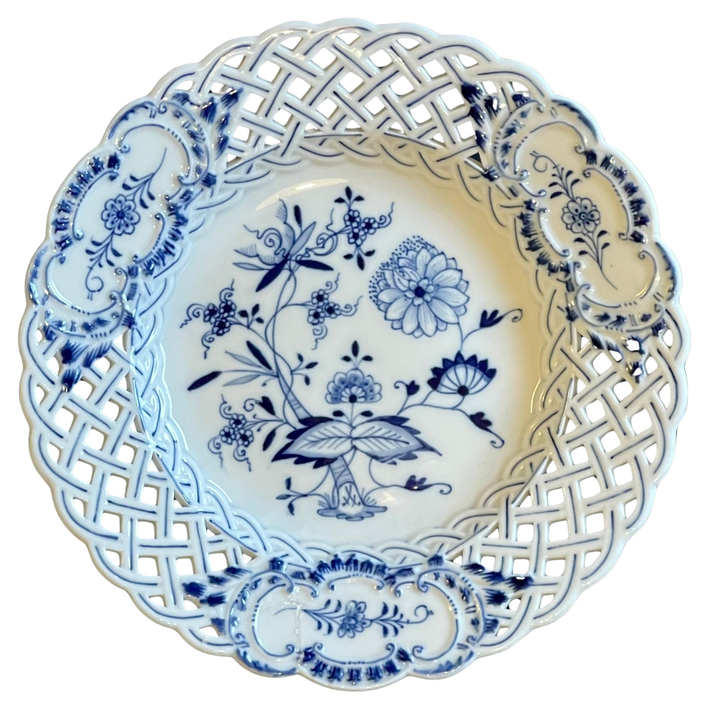 19th Century Meissen Porcelain Plate, Reticulated Blue Onion, Germany For Sale