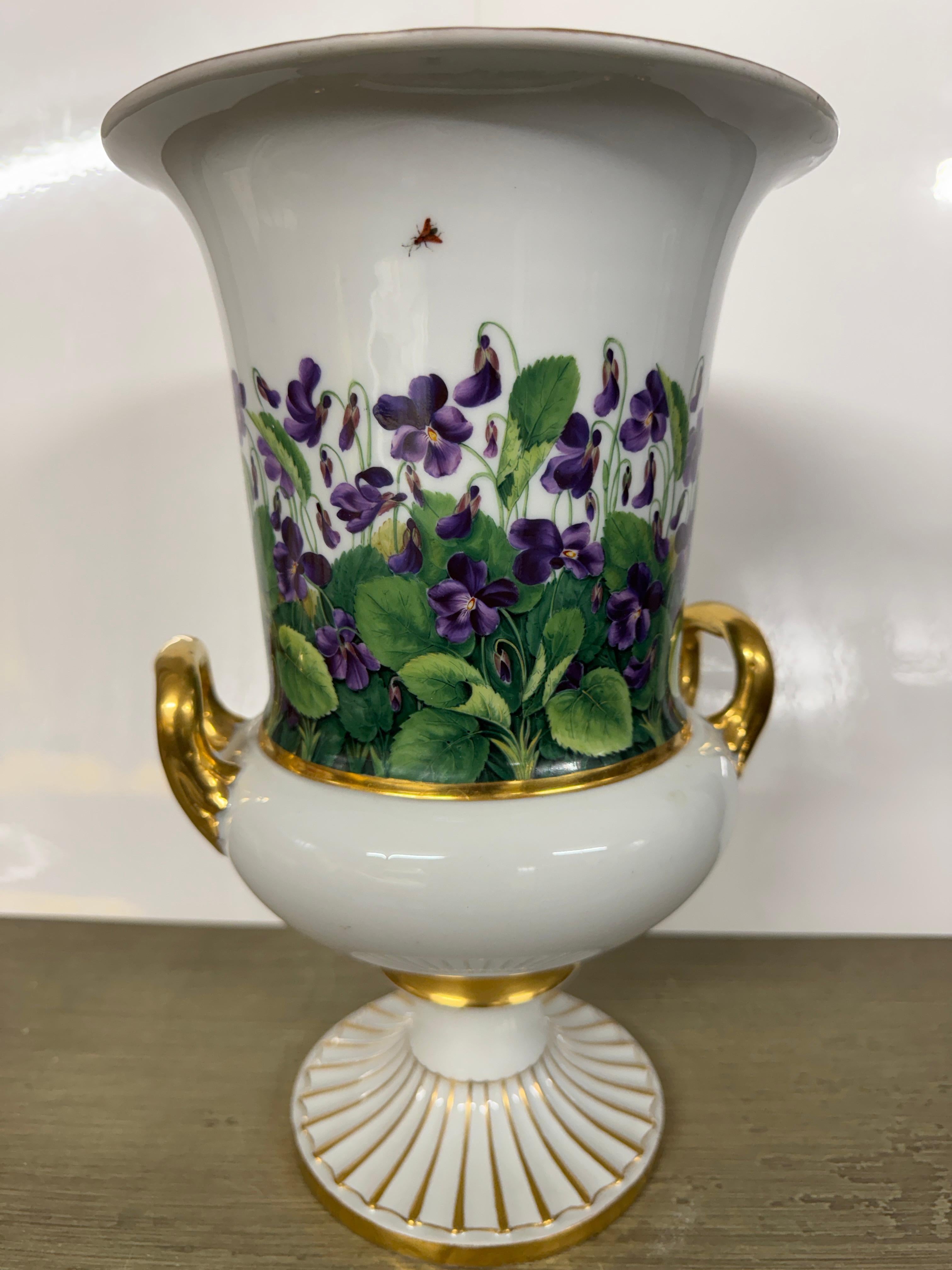 19th Century Meissen Porcelain Urn In Good Condition For Sale In Basildon, GB