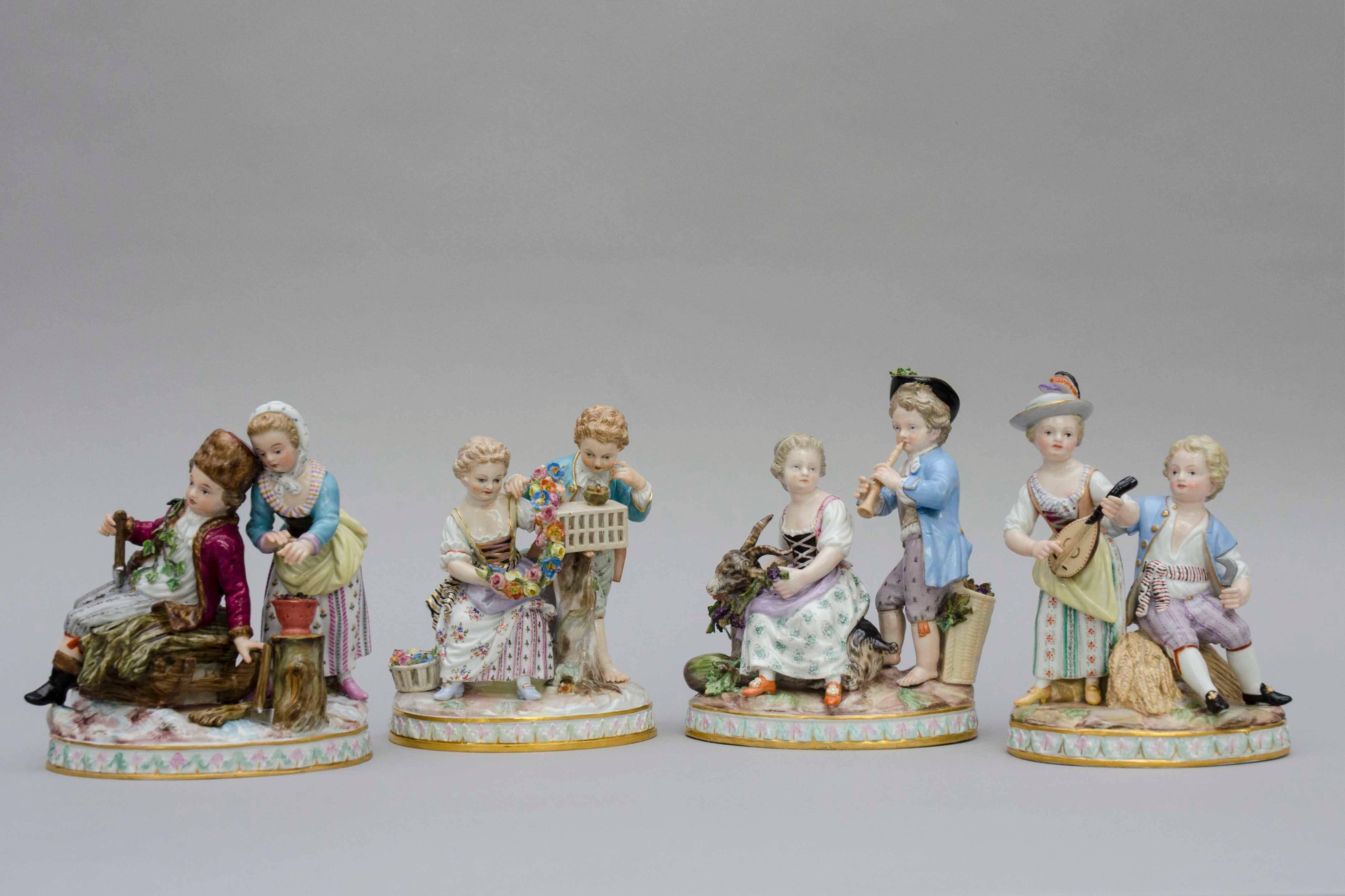 Mid-19th Century 19th Century Meissen Porcelaine, the Four Saisons, Groups of Two Children For Sale