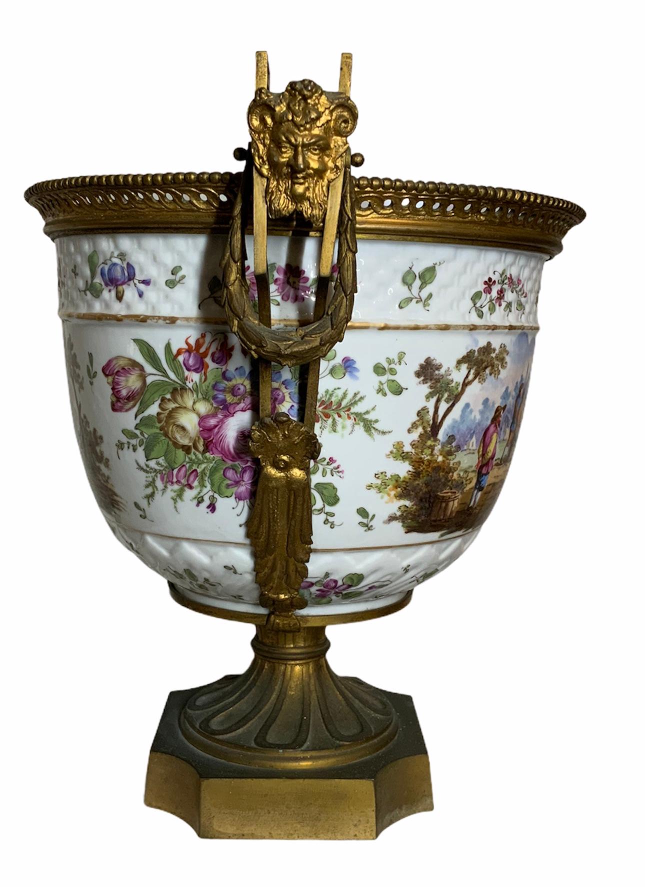 Hand-Painted 19th Century Meissen Style Porcelain Napoleon lll Bowl Vase Centerpiece For Sale