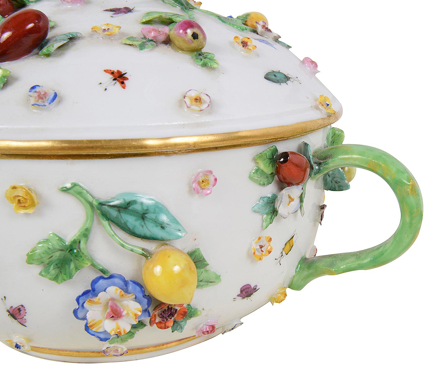 Porcelaine Soupière de Meissen du 19ème siècle en vente