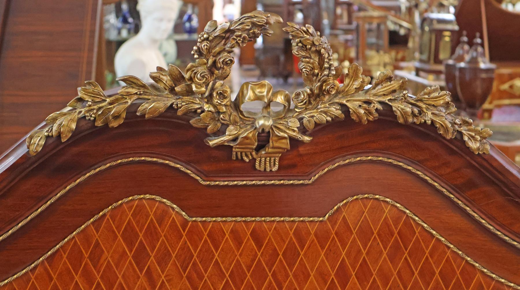 Lit complet en bronze incrusté de Mercier Frères, style Louis XV, 19e siècle en vente 8