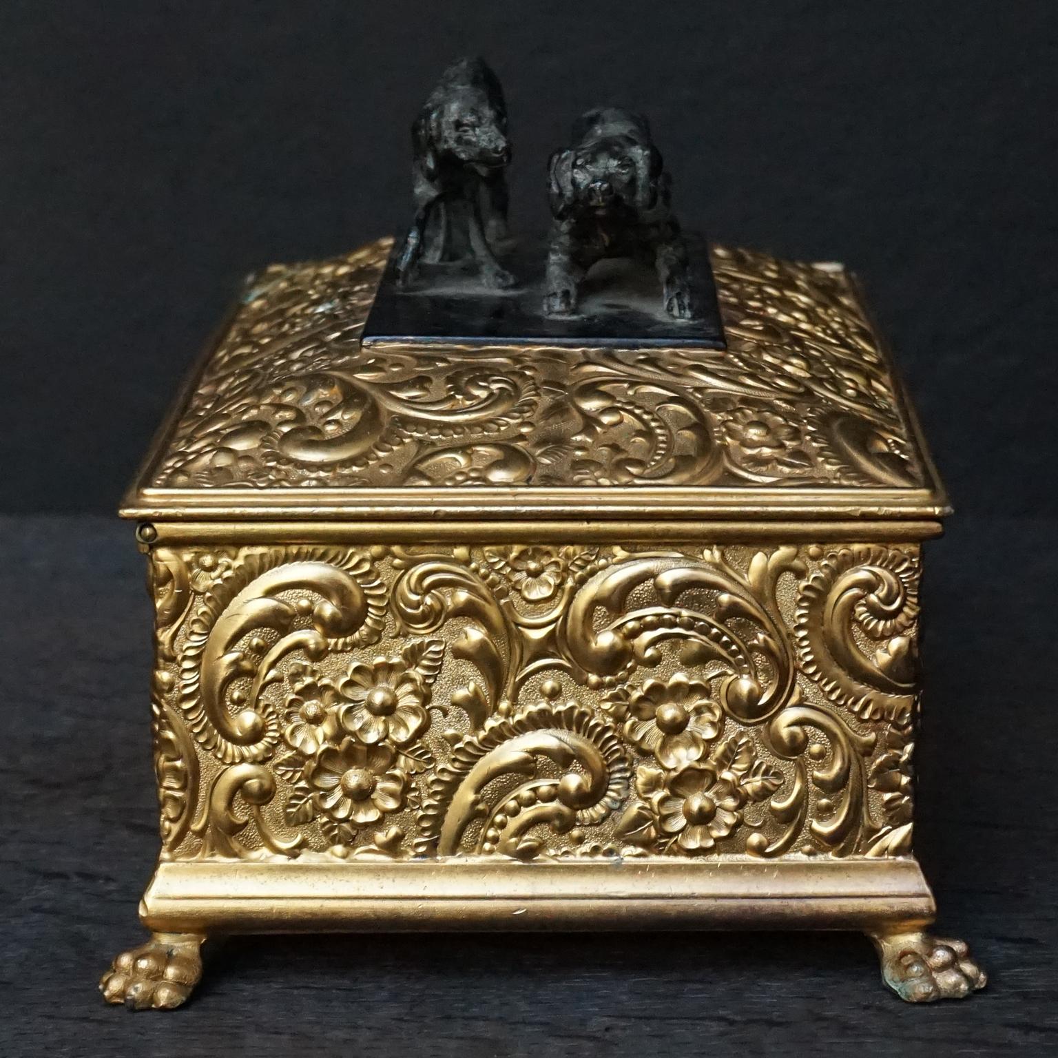 Metal 19th Century Meriden Wilcox Gilt Silver Plate Humidor with Bronze Hunting Dogs For Sale