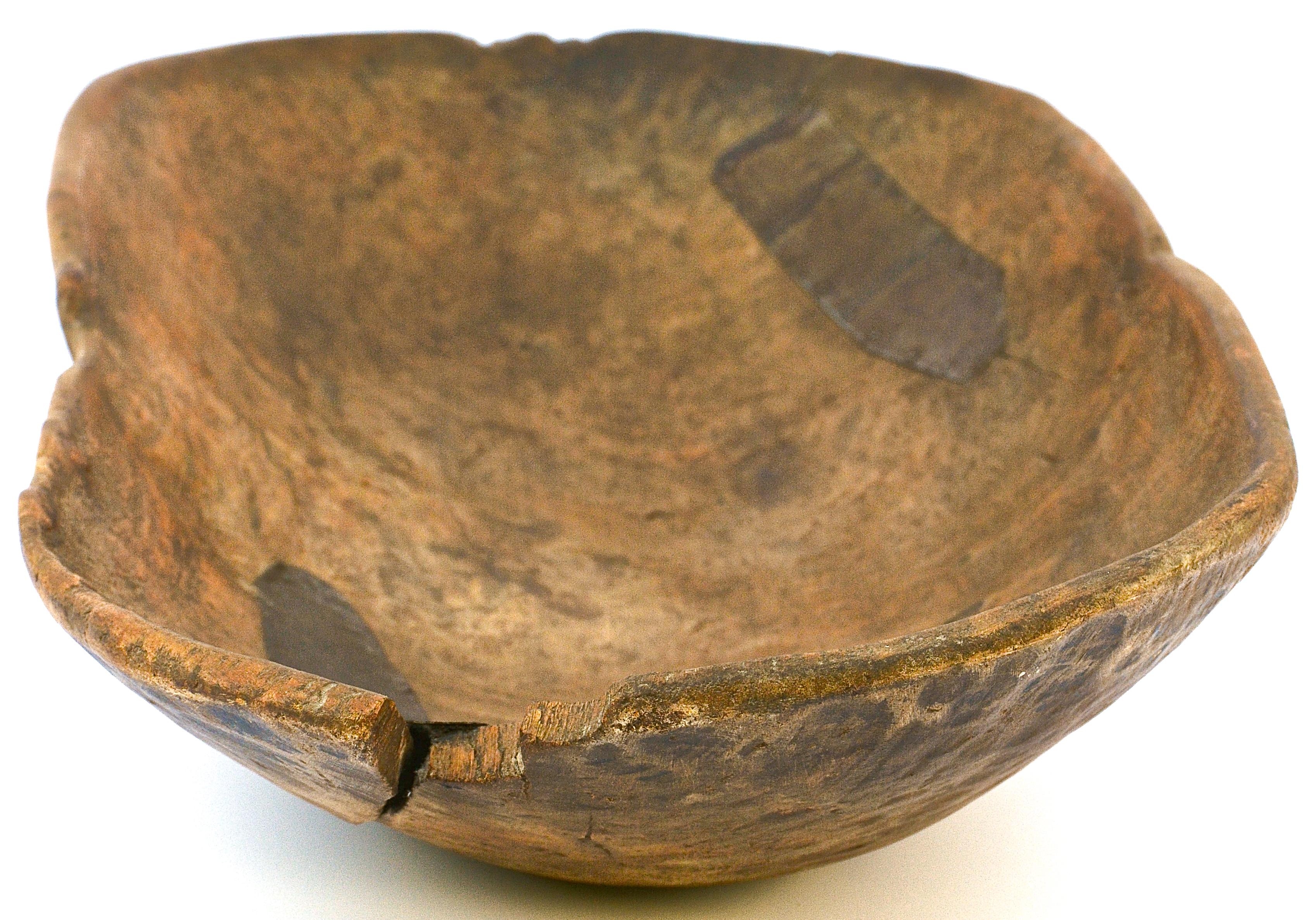 XIXe siècle Bol mexicain du 19ème siècle en bois de Sabino sculpté à la main en vente