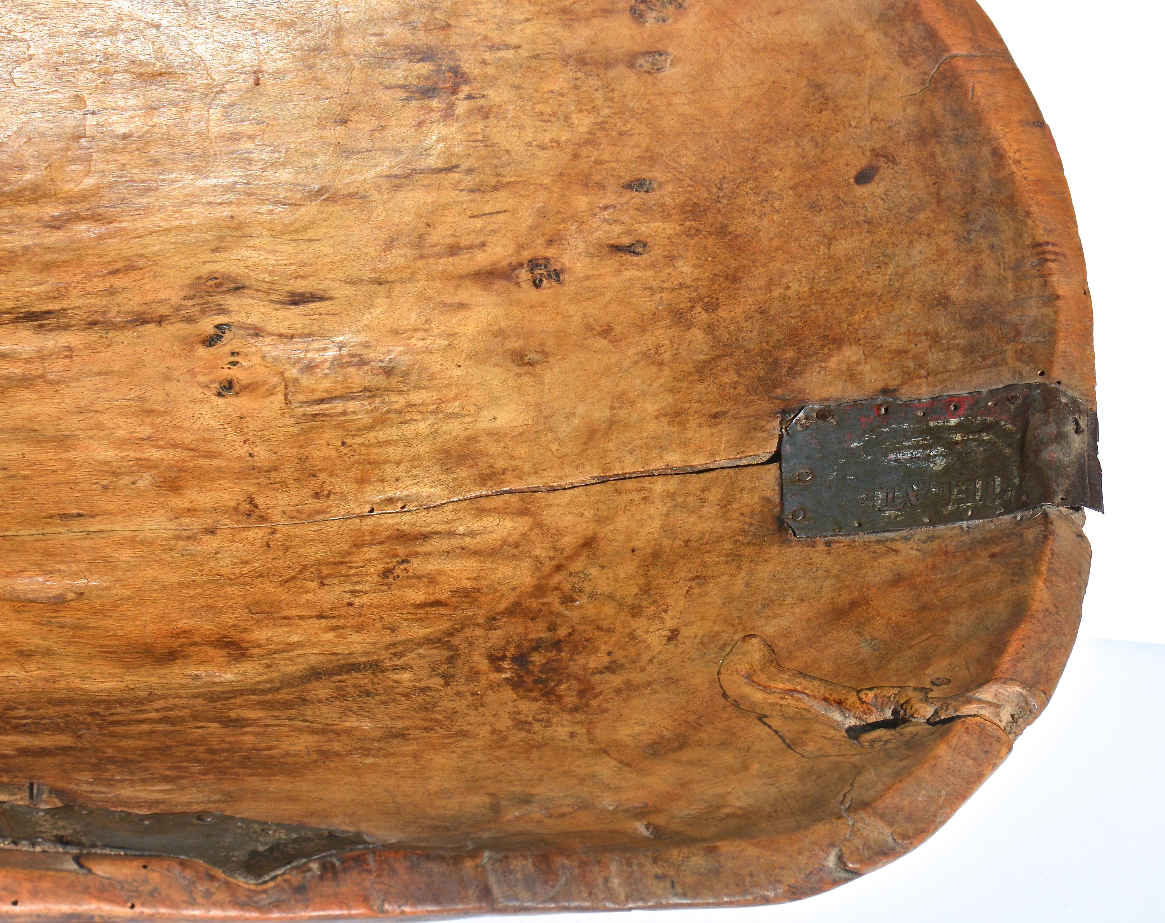 19th Century Mexican Hand Carved Sabino Wood Bowl with vintage native repair In Distressed Condition For Sale In Los Angeles, CA