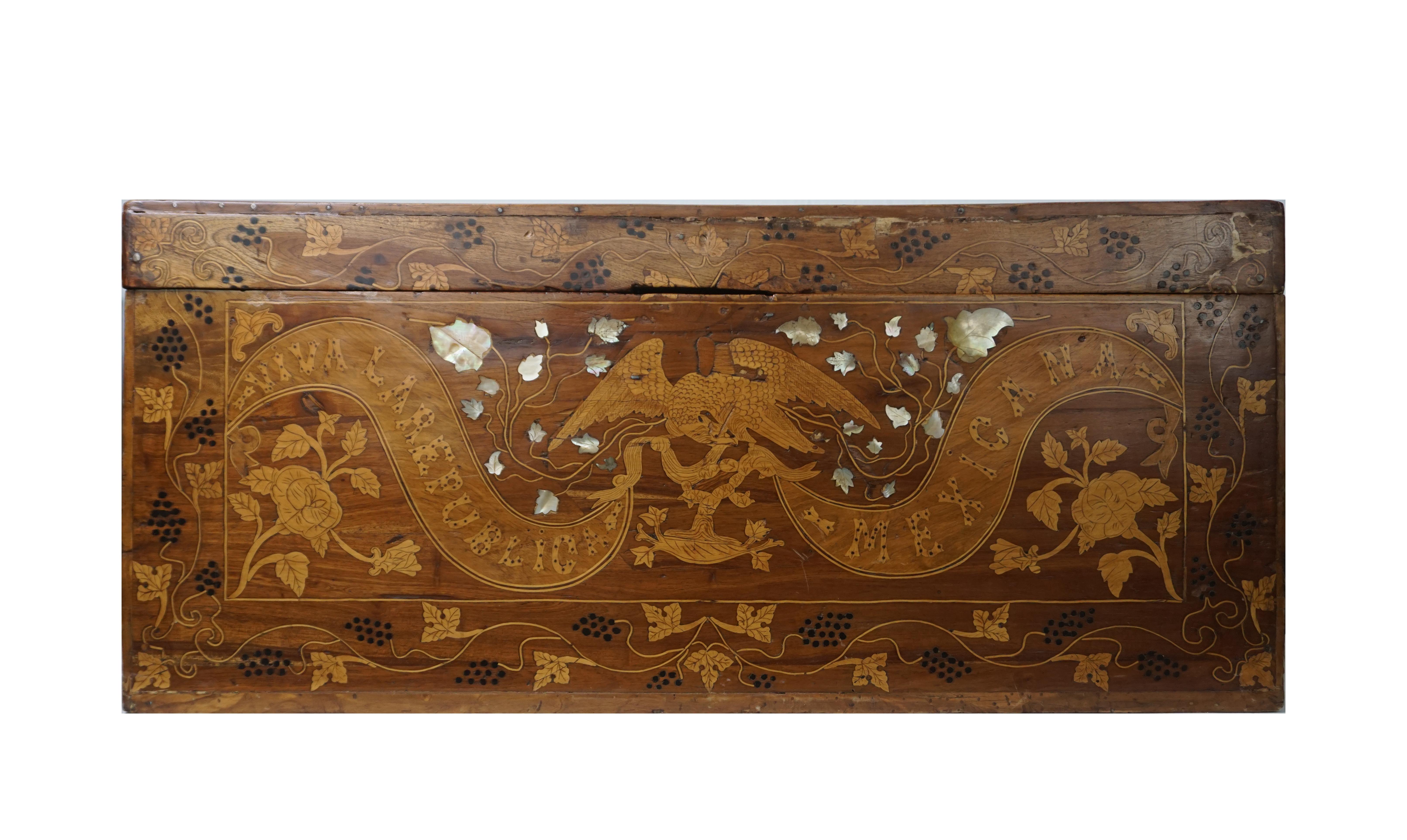 19th Century Mexican Inlaid Wood Marquetry Trunk from Jalisco For Sale 1