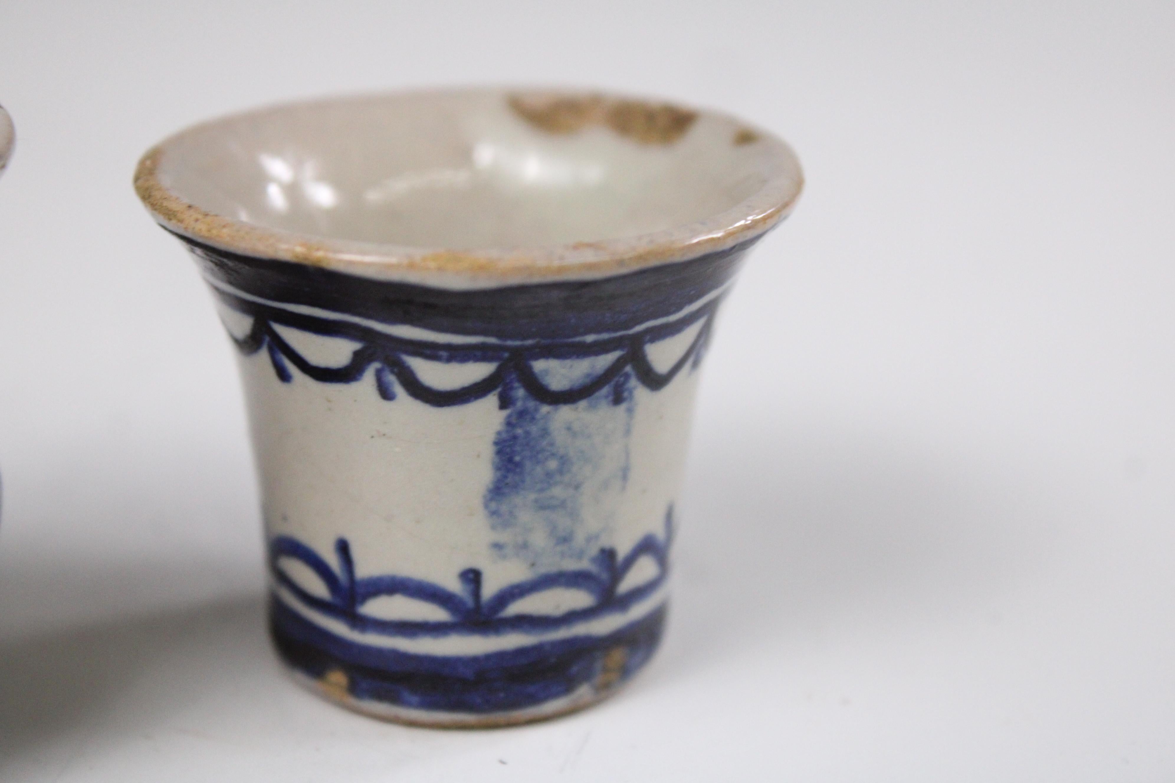 Clay 19th-Century Mexican Miniature Talavera Jars – Hand-Painted Antique Pot Set For Sale