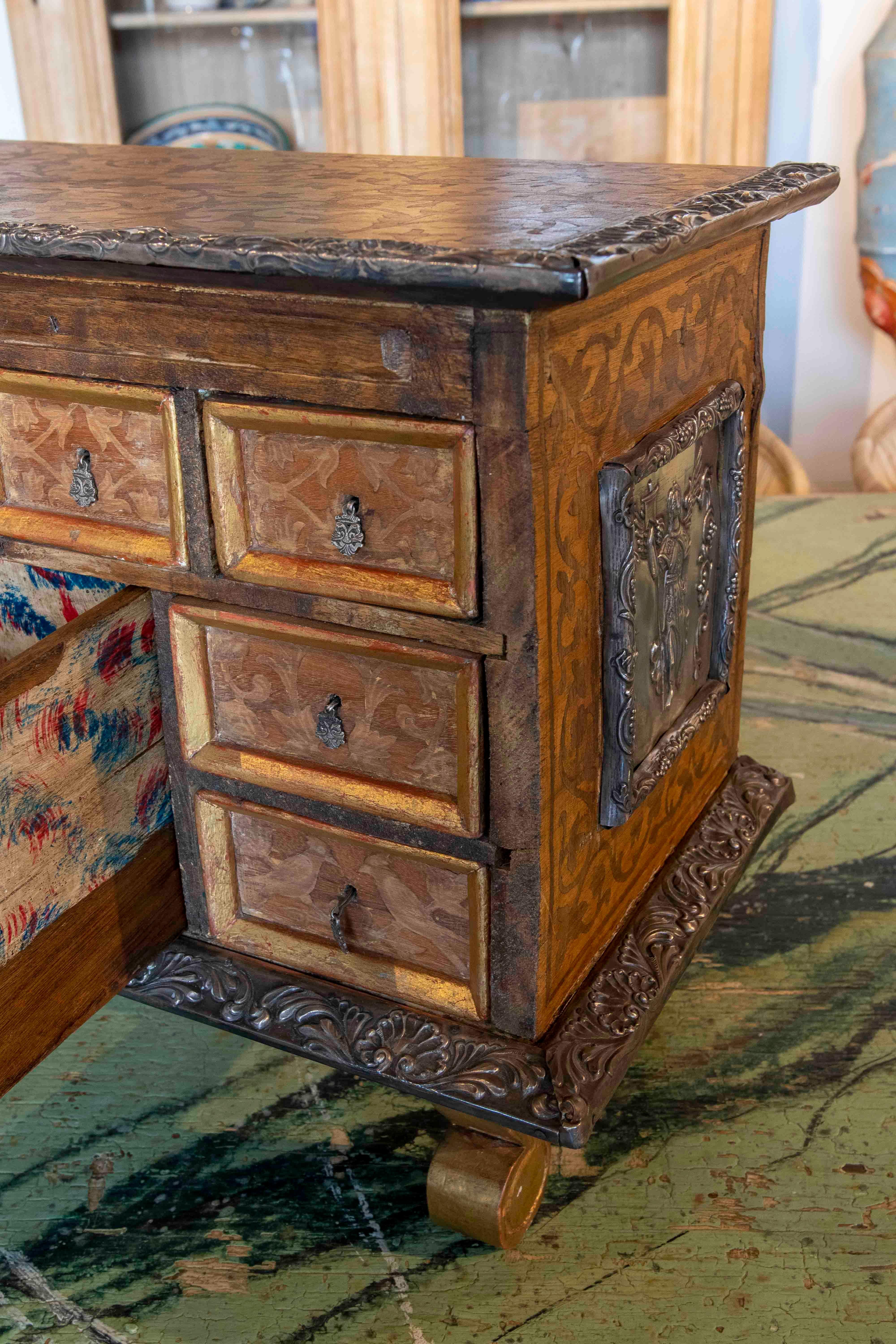19th Century Mexican Polychromed Metal Chest with Drawers and Decorations In Good Condition For Sale In Marbella, ES