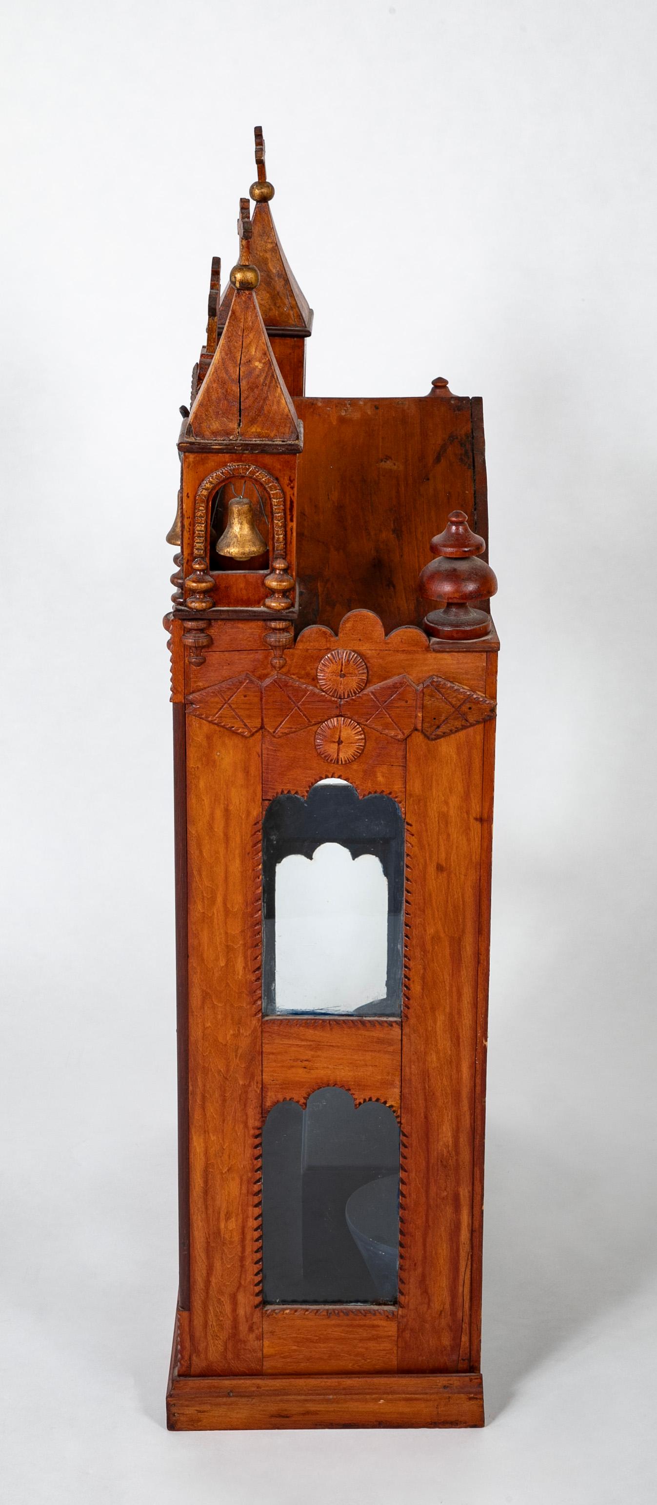19th Century Spanish Colonial Santos Shrine With Gilt Wood For Sale 3