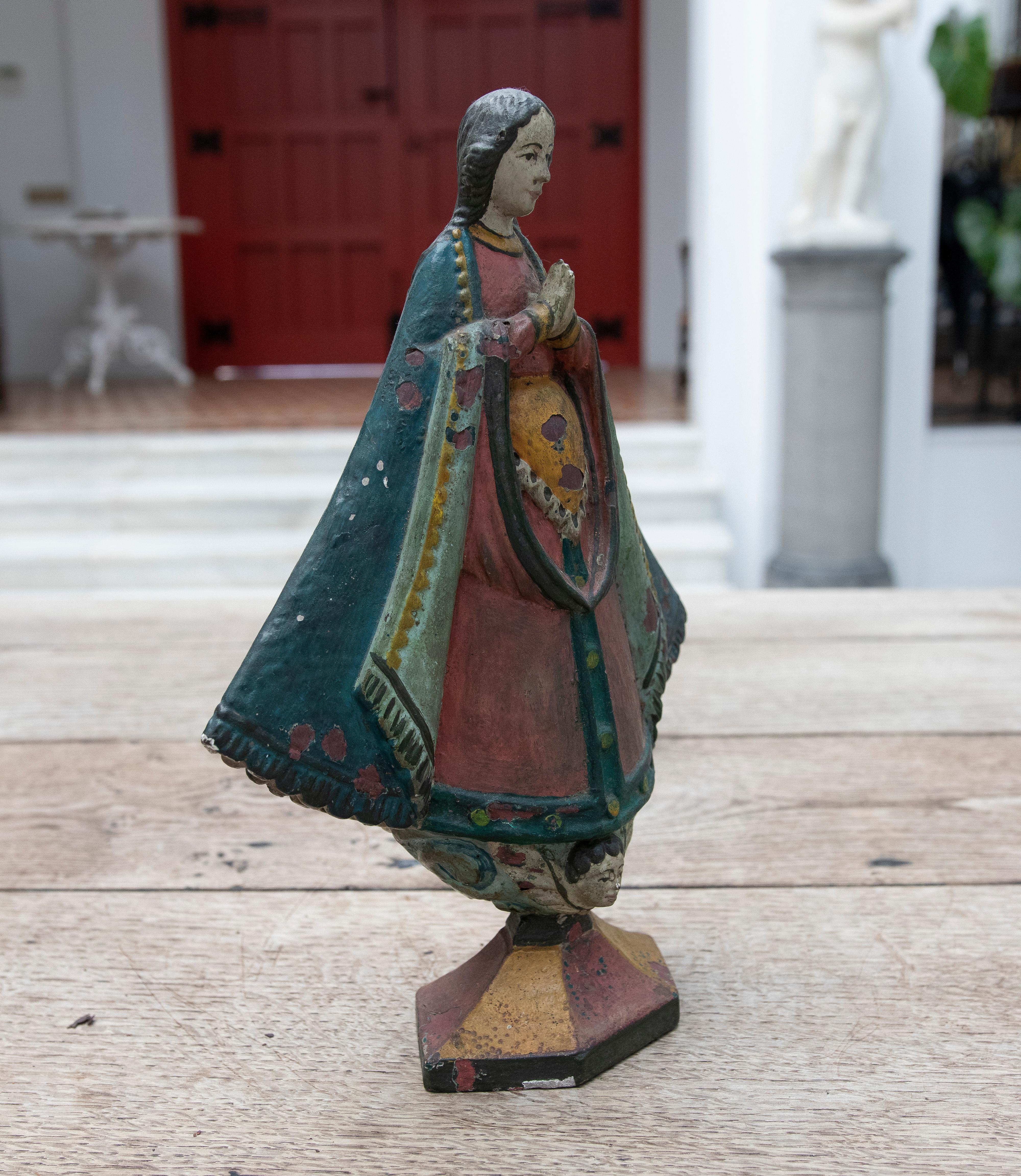 19th Century Mexican Wooden Hand-Painted Virgin with Child in Arms For Sale 1