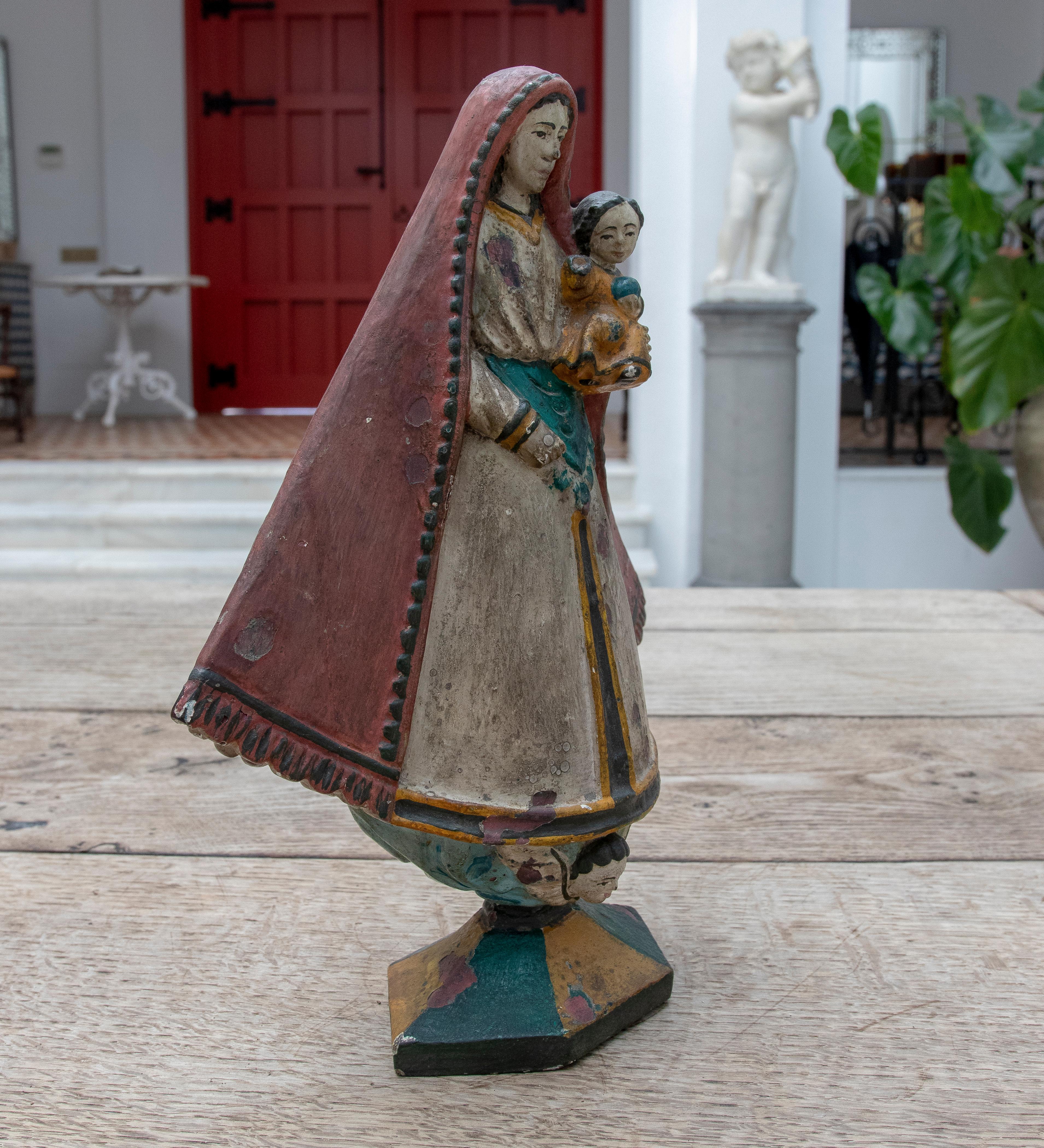 19th Century Mexican Wooden Hand-Painted Virgin with Child in Arms For Sale 3