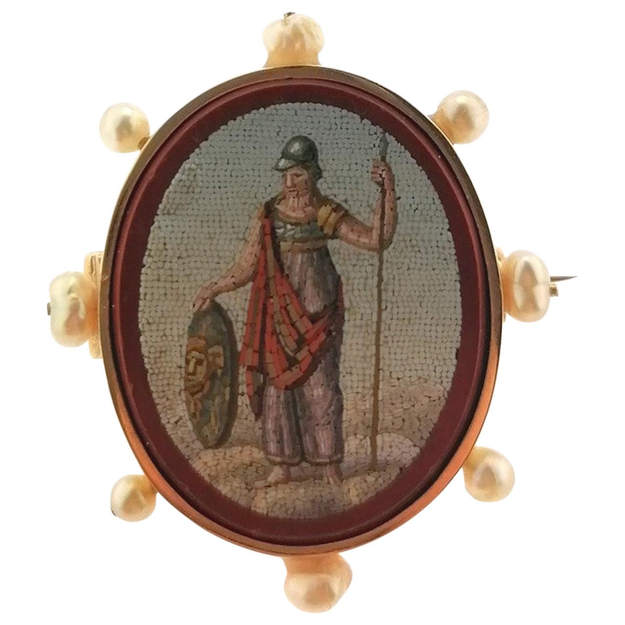 19th Century Micromosaic and 18 Karat Yellow Gold Brooch For Sale