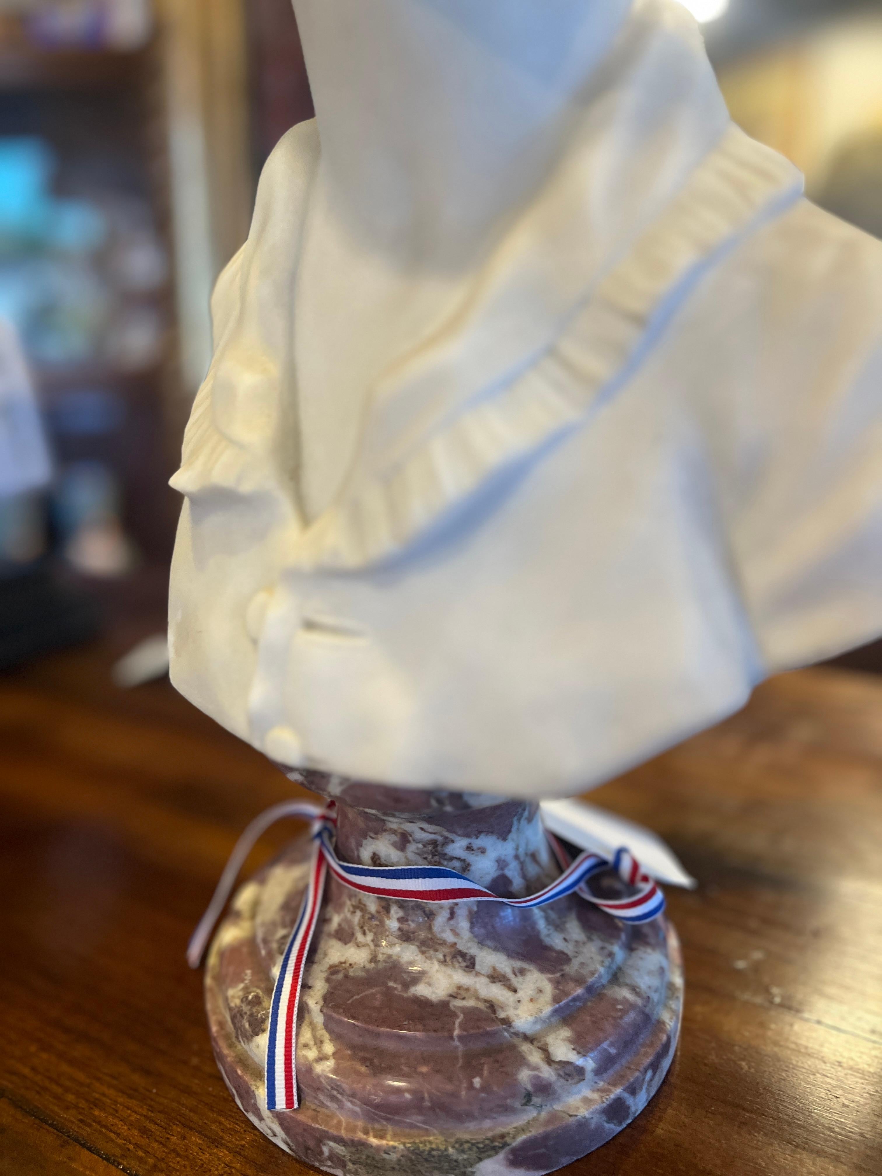 Busto de niño en mármol francés del siglo XIX (mediados) en Bueno estado para la venta en Scottsdale, AZ