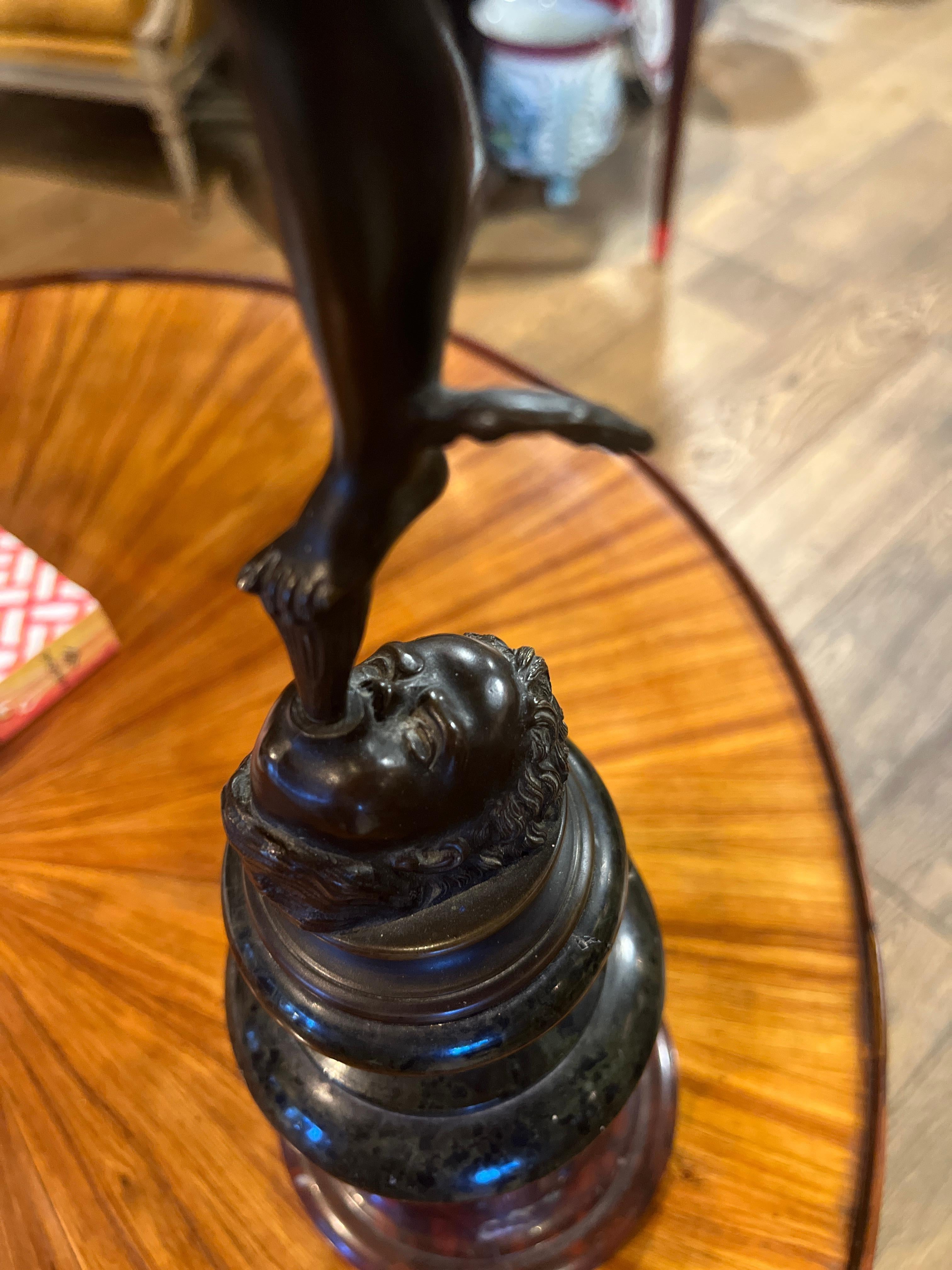 XIXe siècle 19ème siècle (milieu) Grand Tour Italien Sculpture en bronze Mercure Hermès en vente
