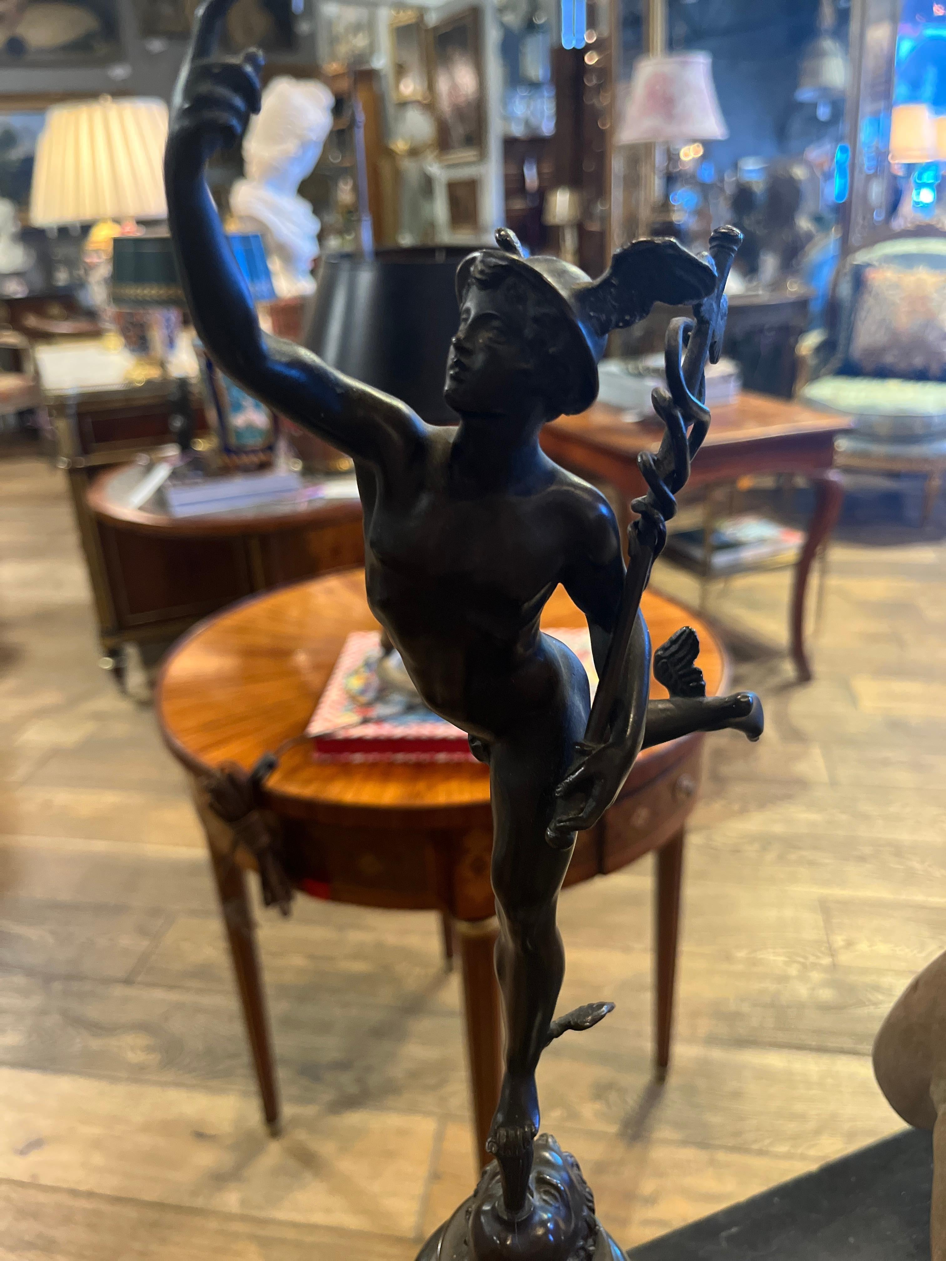 19ème siècle (milieu) Grand Tour Italien Sculpture en bronze Mercure Hermès en vente 1