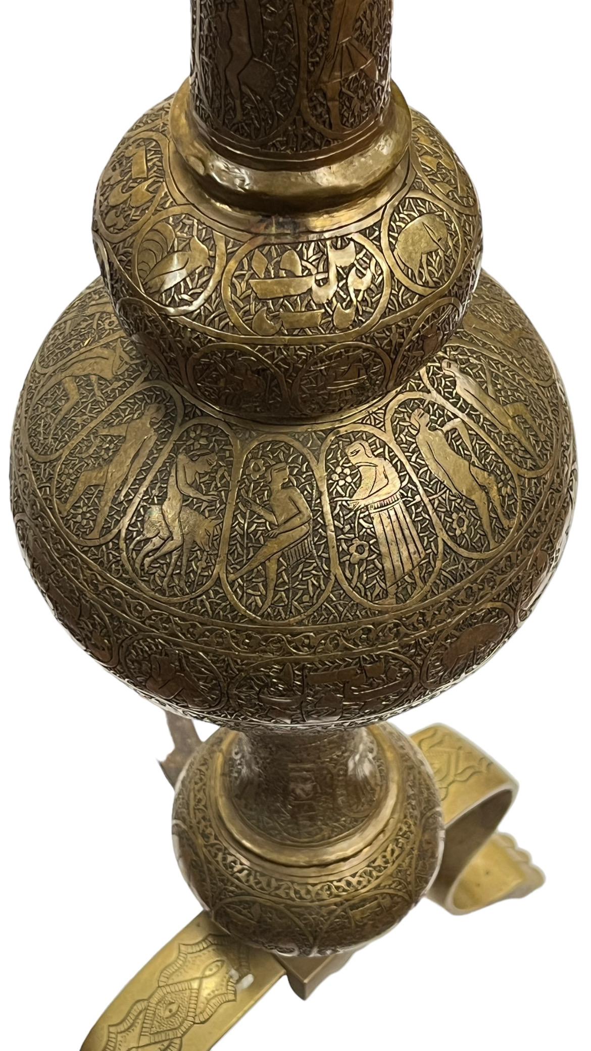 Andirons en bronze du Moyen Orient du 19ème siècle en vente 4