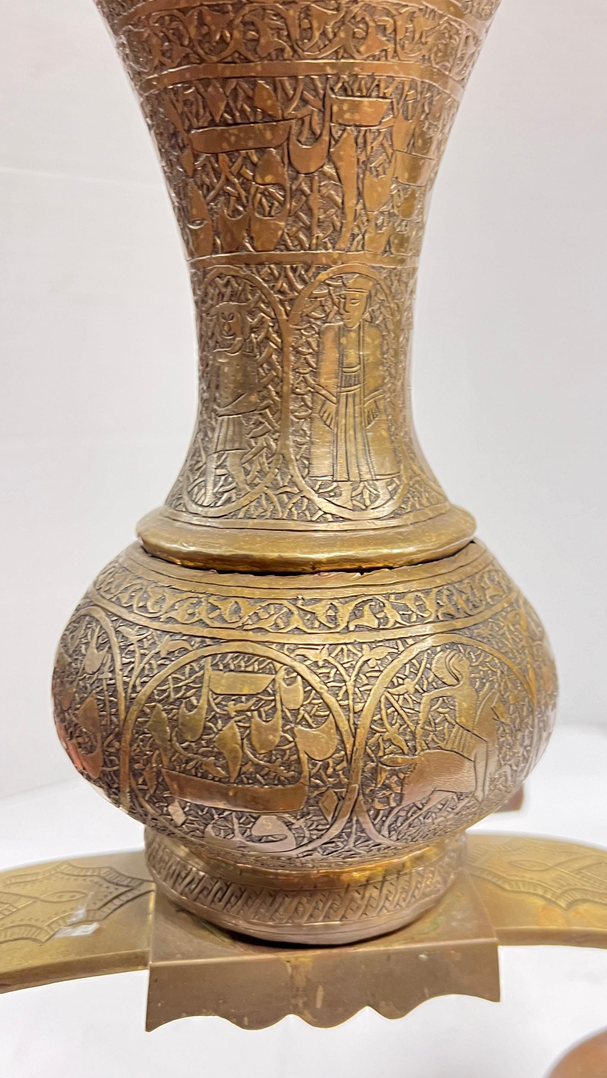 Andirons en bronze du Moyen Orient du 19ème siècle en vente 2
