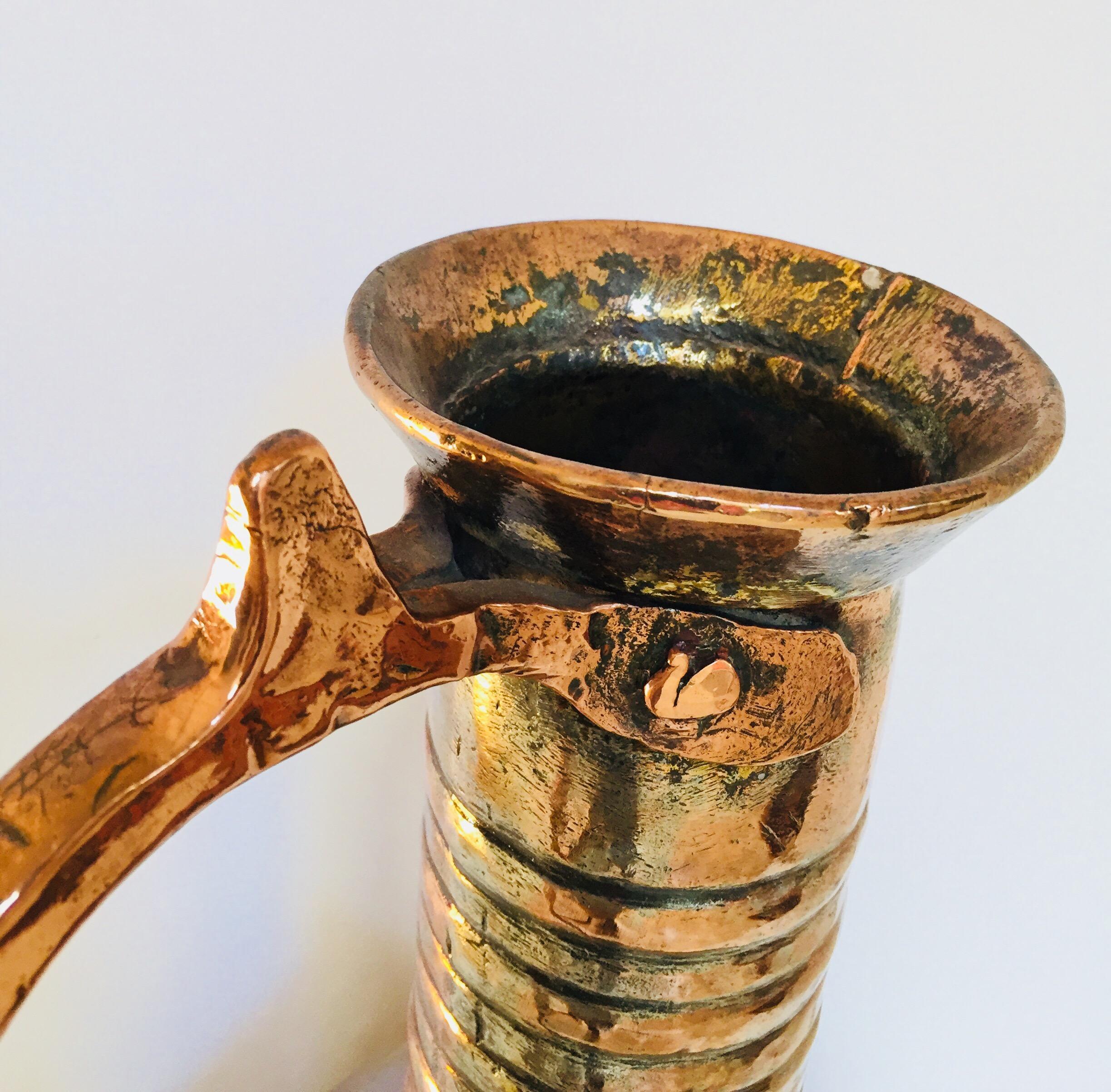 Mauresque Aiguière persane du Moyen-Orient du 19e siècle en métal et cuivre en vente