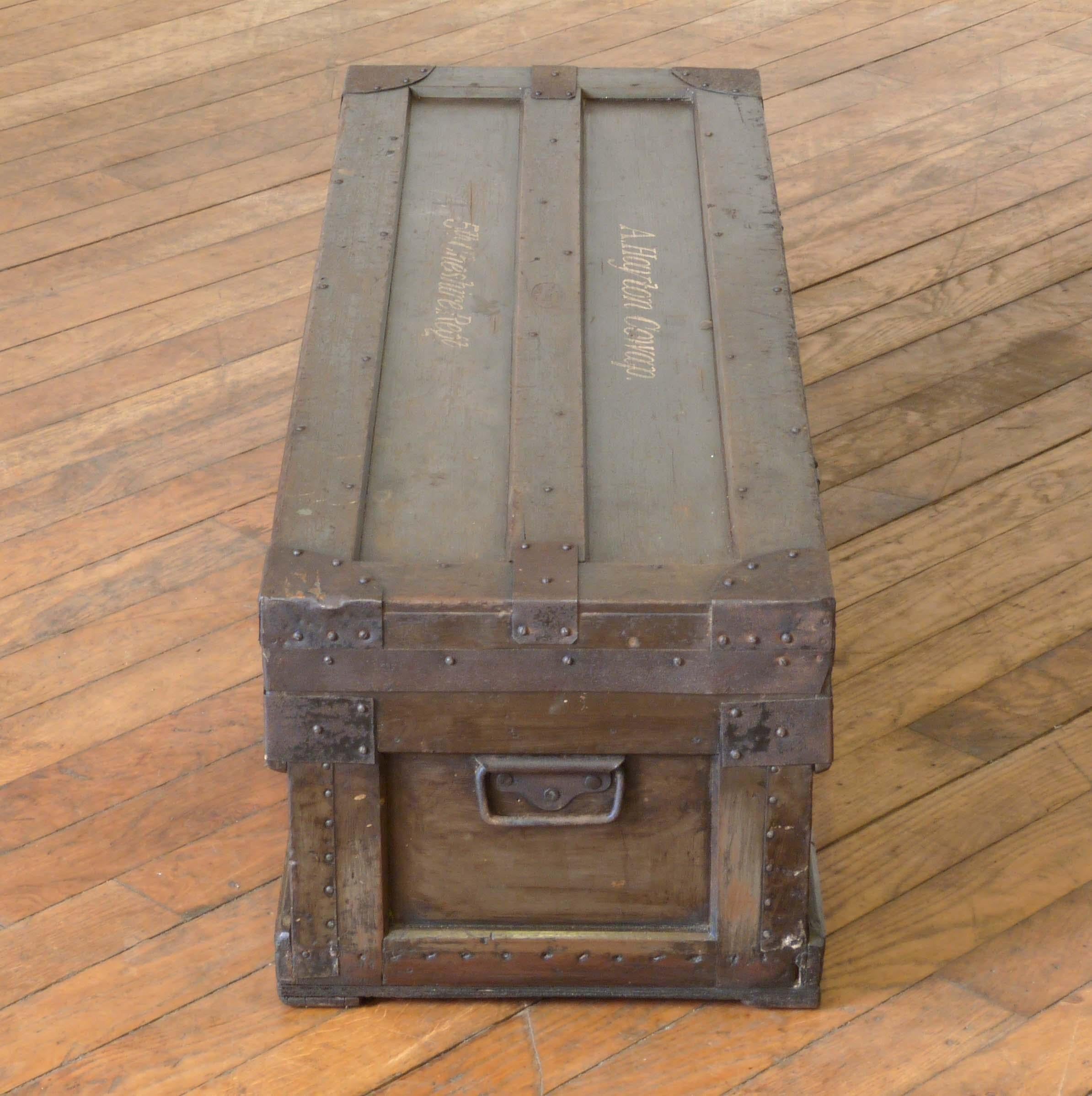 19th Century Military Box In Good Condition For Sale In Manchester, GB